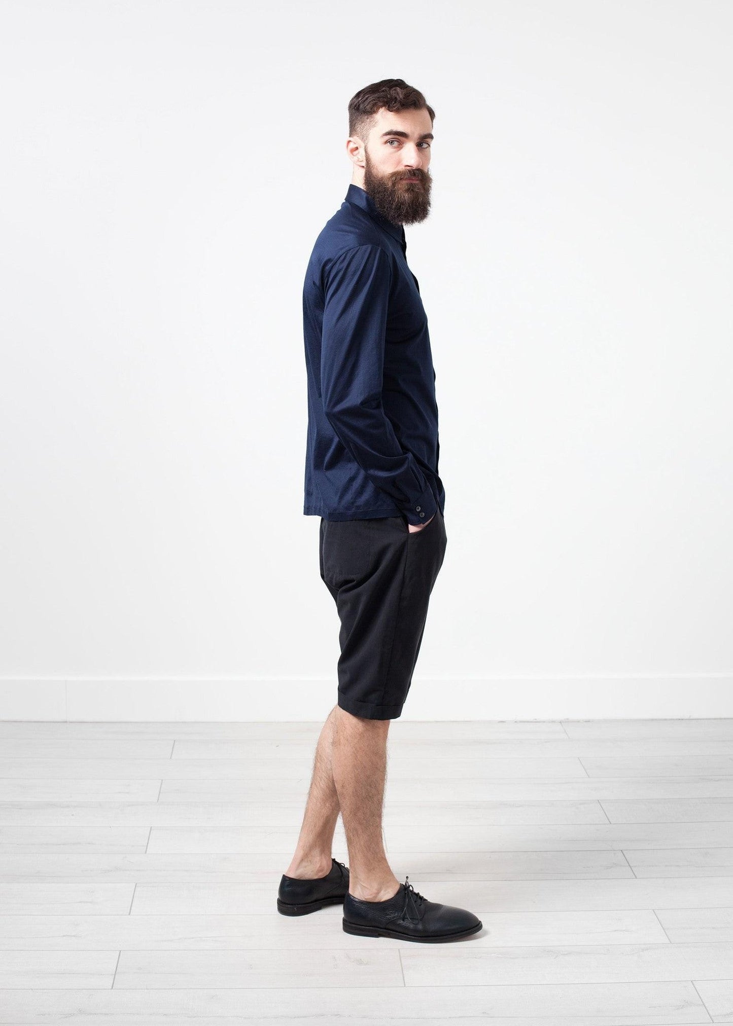 Scotland Button-Up in Navy.