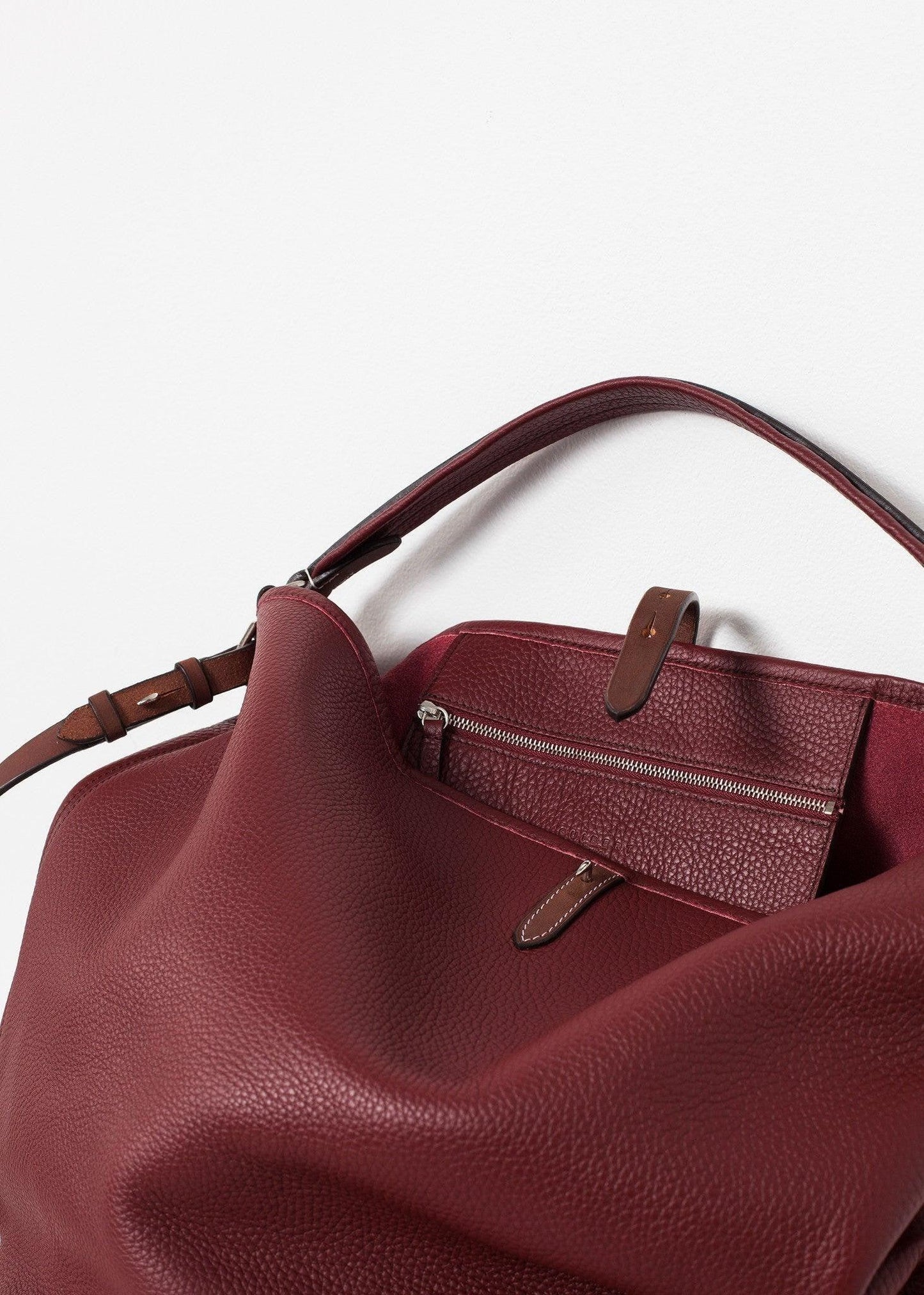 Pretty Grooming Bag.