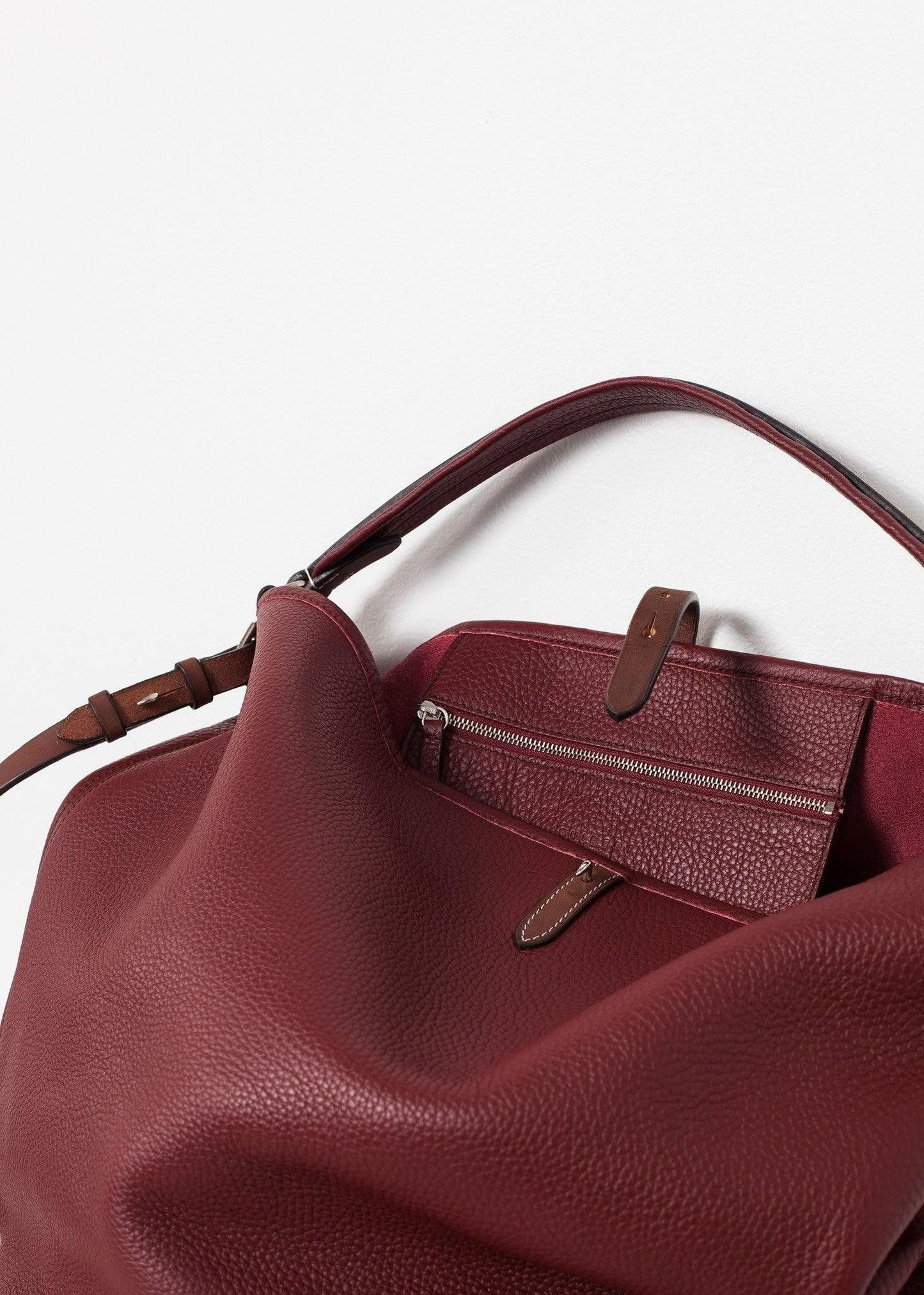 Pretty Grooming Bag.