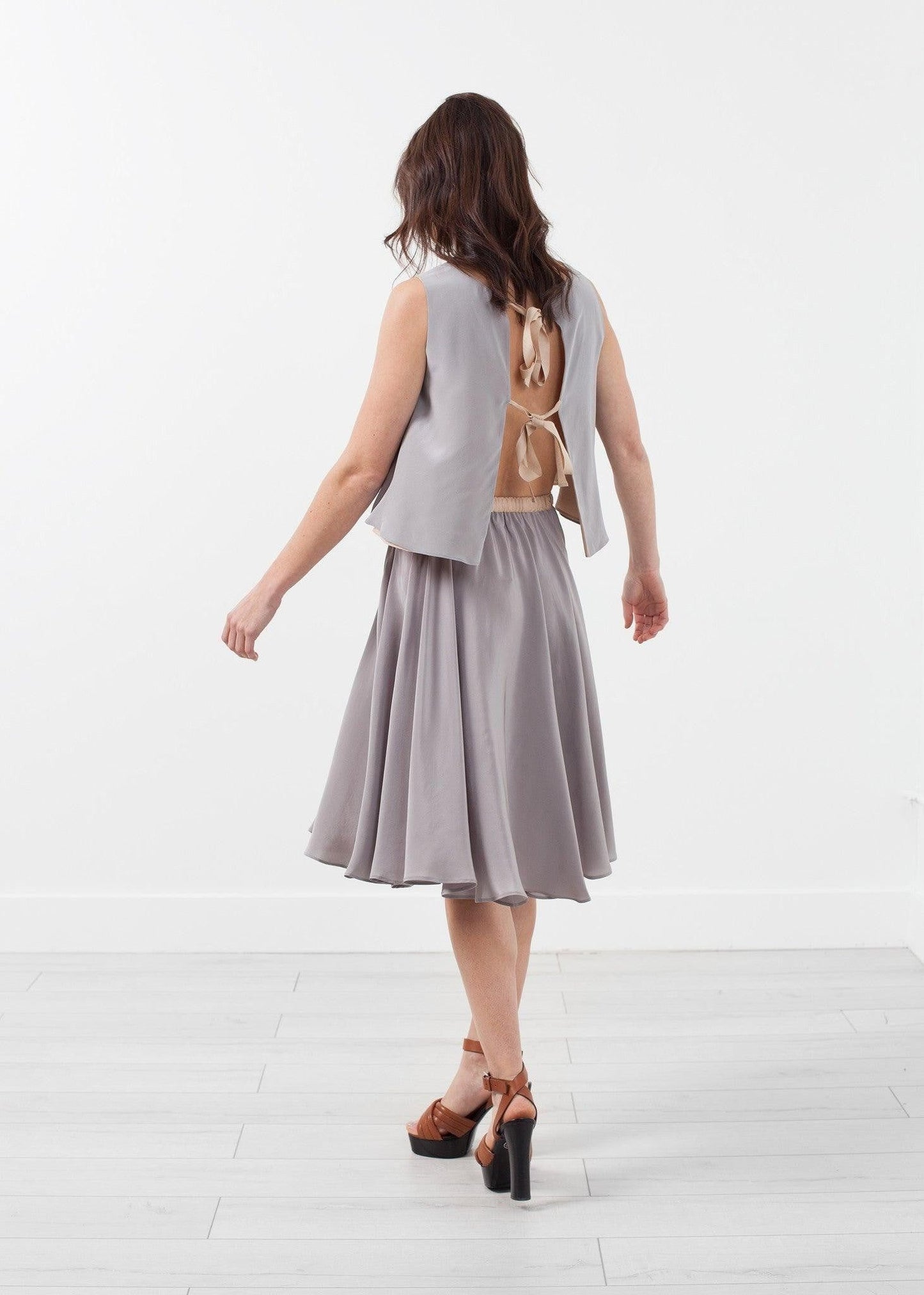 Full Skirt.