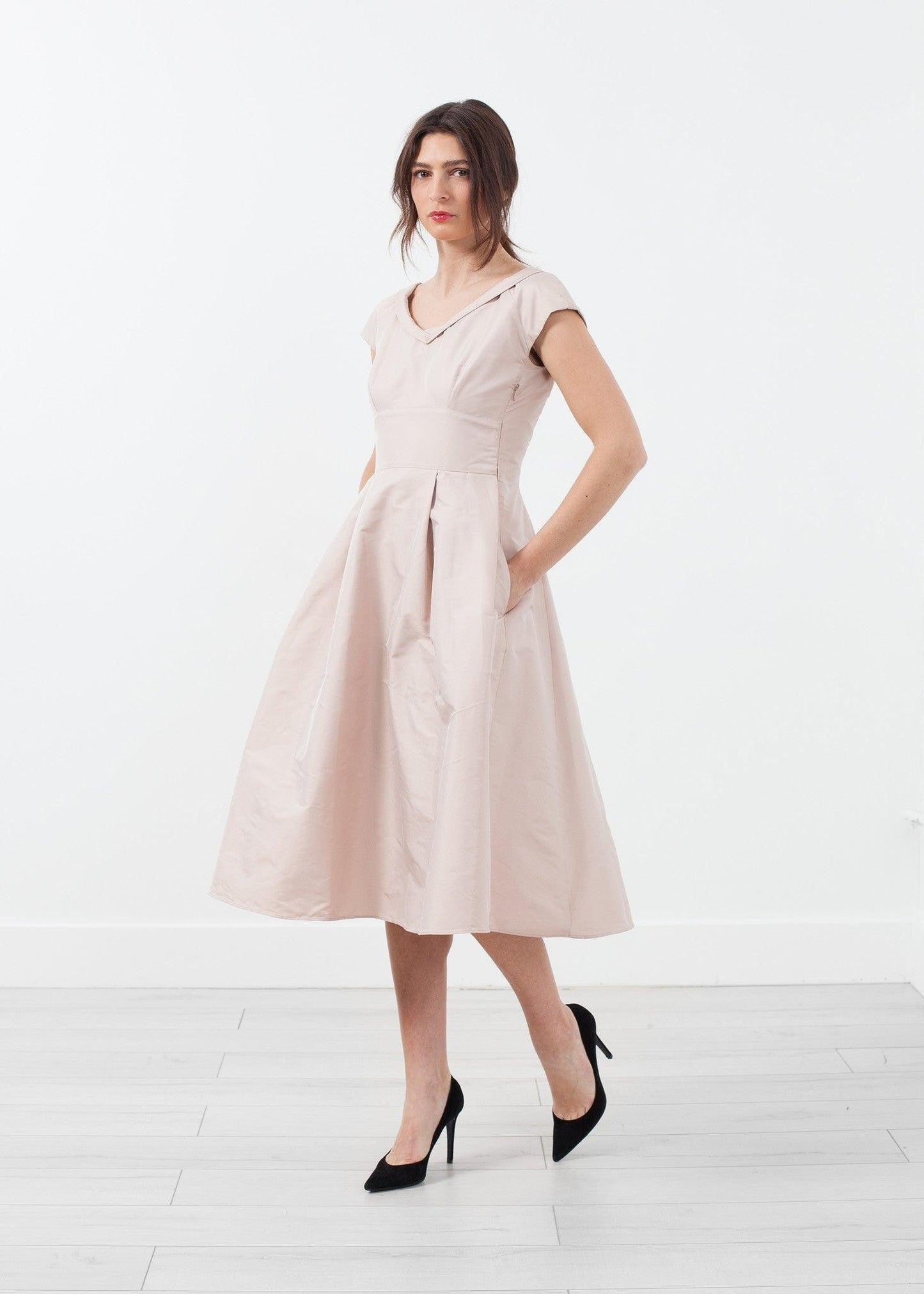 Robe Dress.