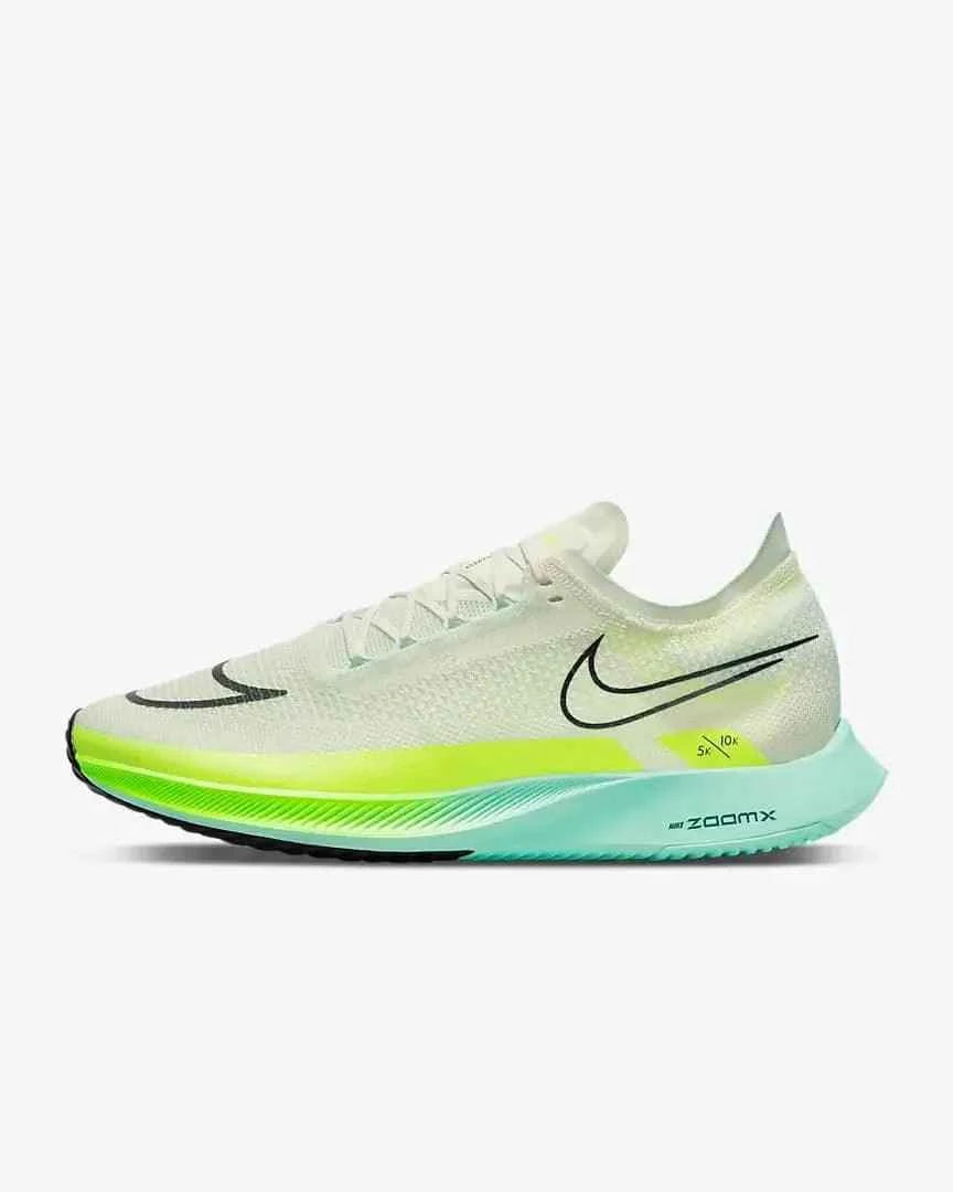 Nike ZoomX Streakfly Running