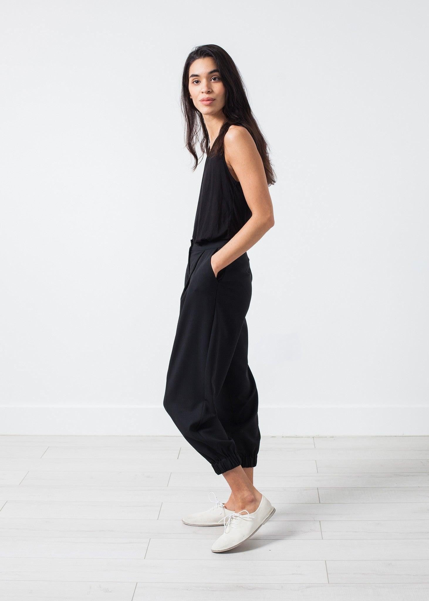 Fancy Wool Pant in Black.