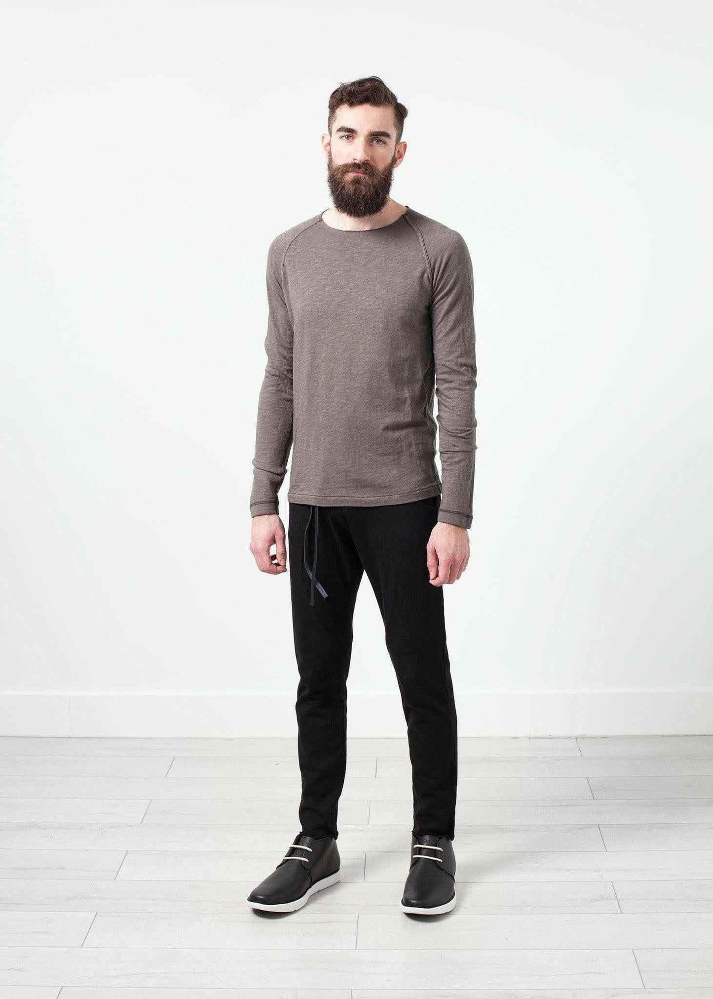 Daris Tee in Olive.