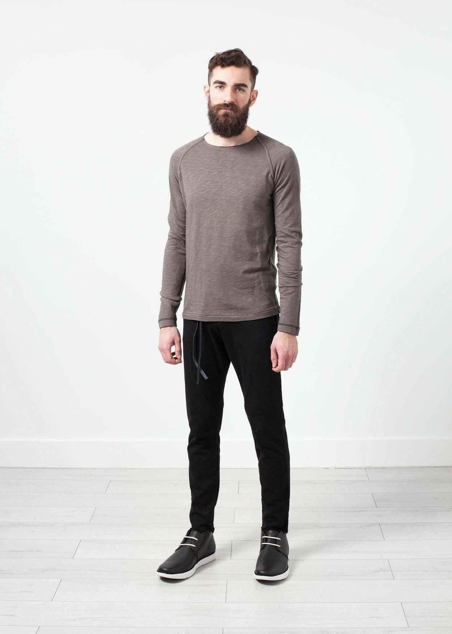 Daris Tee in Olive.