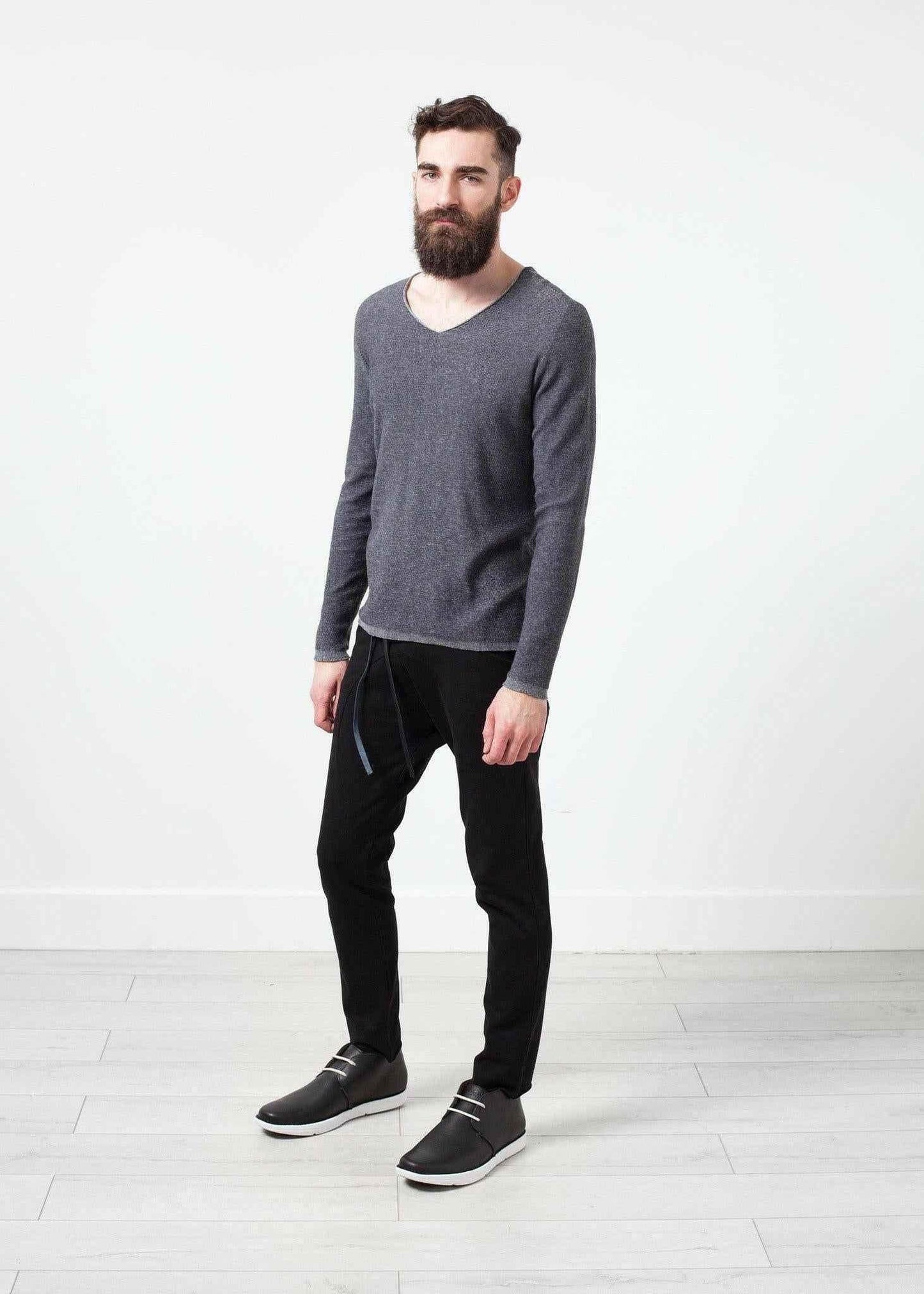 Curios Sweatshirt in Steel Grey.