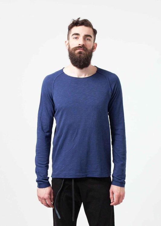 Daris Tee in Blue.
