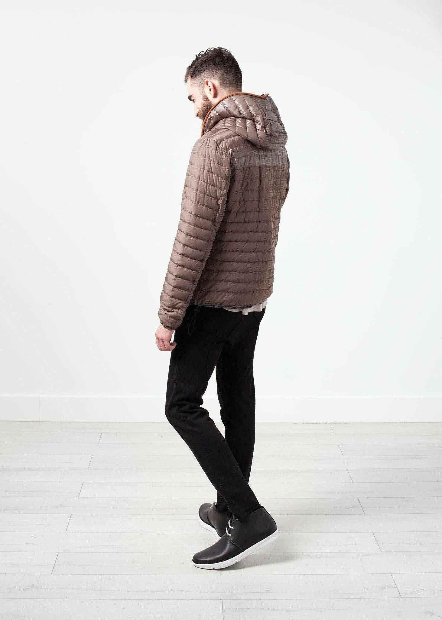 Peone Jacket in Khaki.