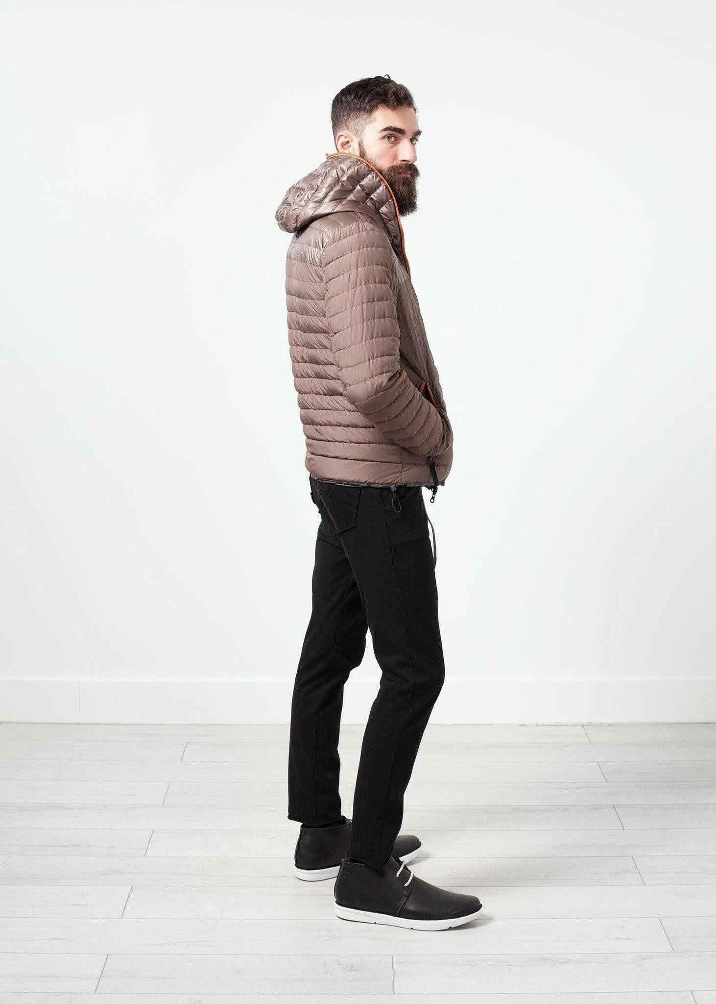Peone Jacket in Khaki.