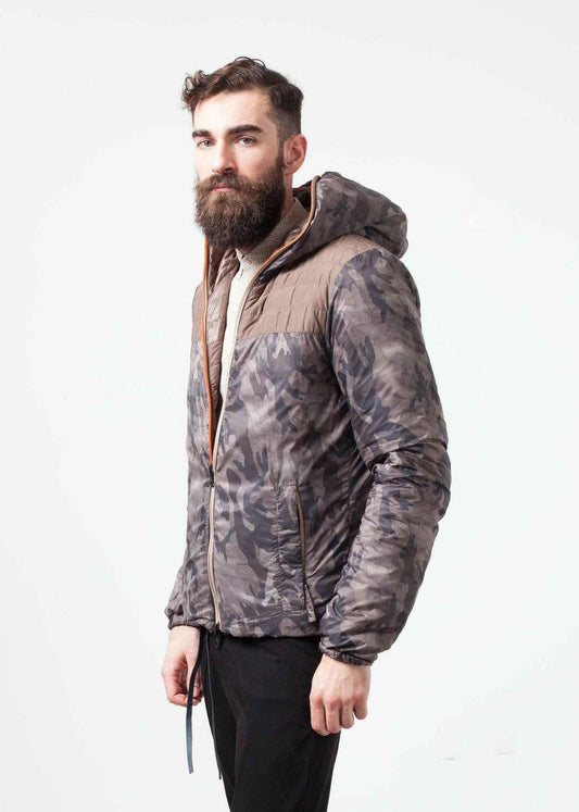 Peone Jacket in Khaki.