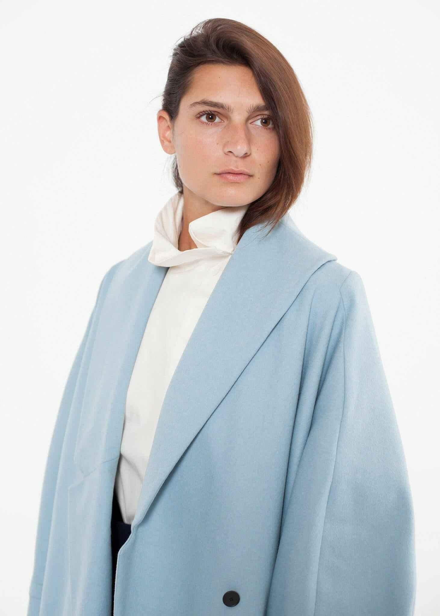 Full Collar Poplin Blouse in Off White.