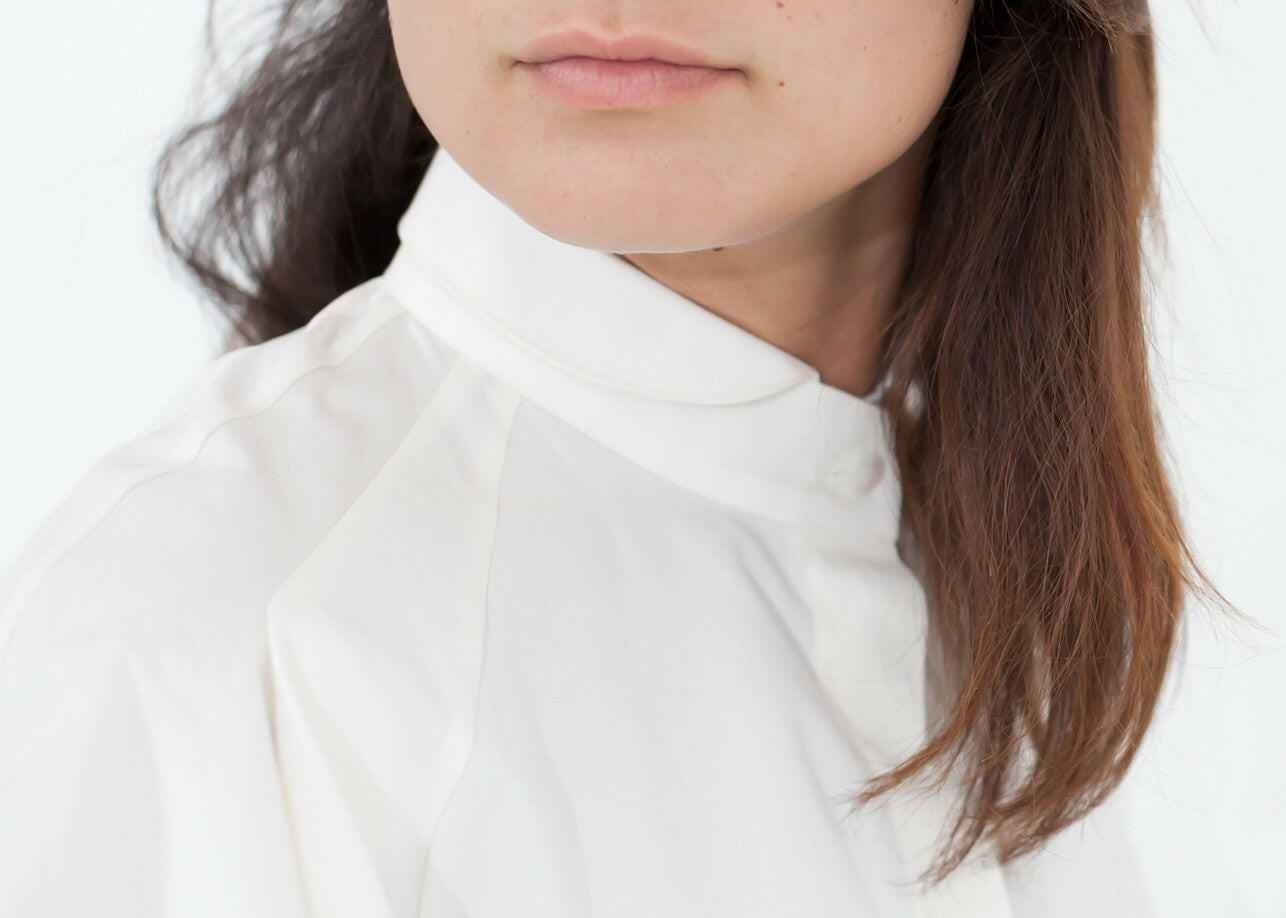 Trim Collar Poplin Blouse in Off White.