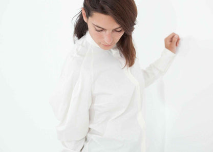 Trim Collar Poplin Blouse in Off White.