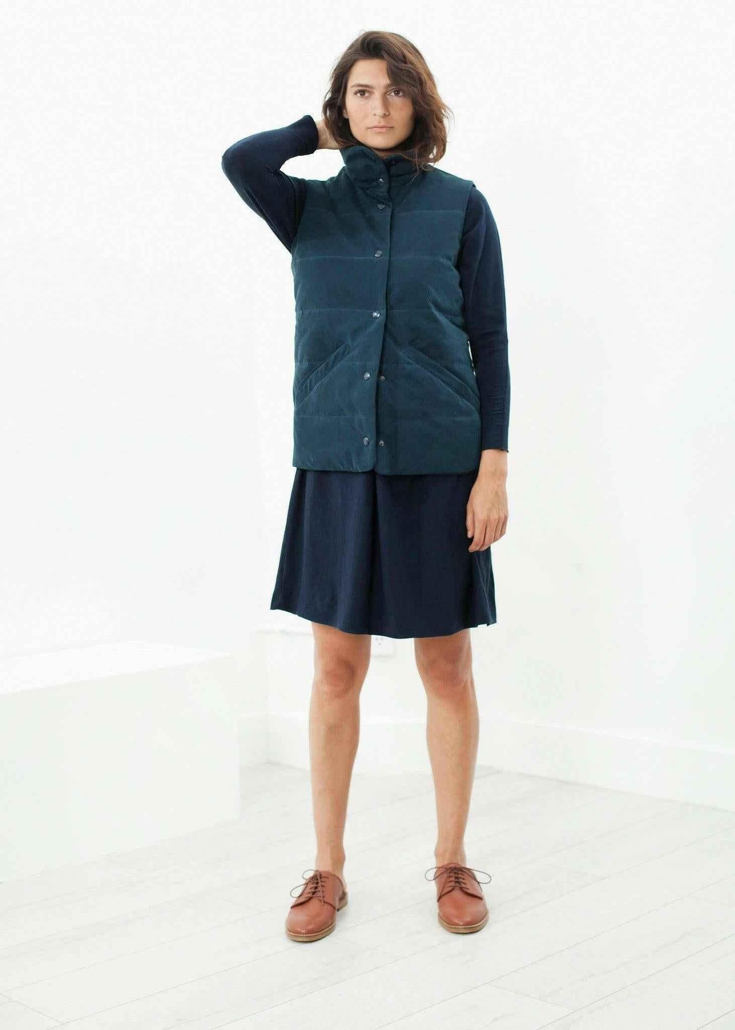Ludo Vest in Marine.