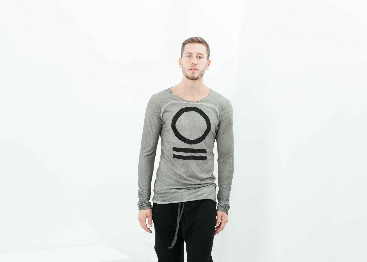 Antidote "Joie" Tee in Taupe.