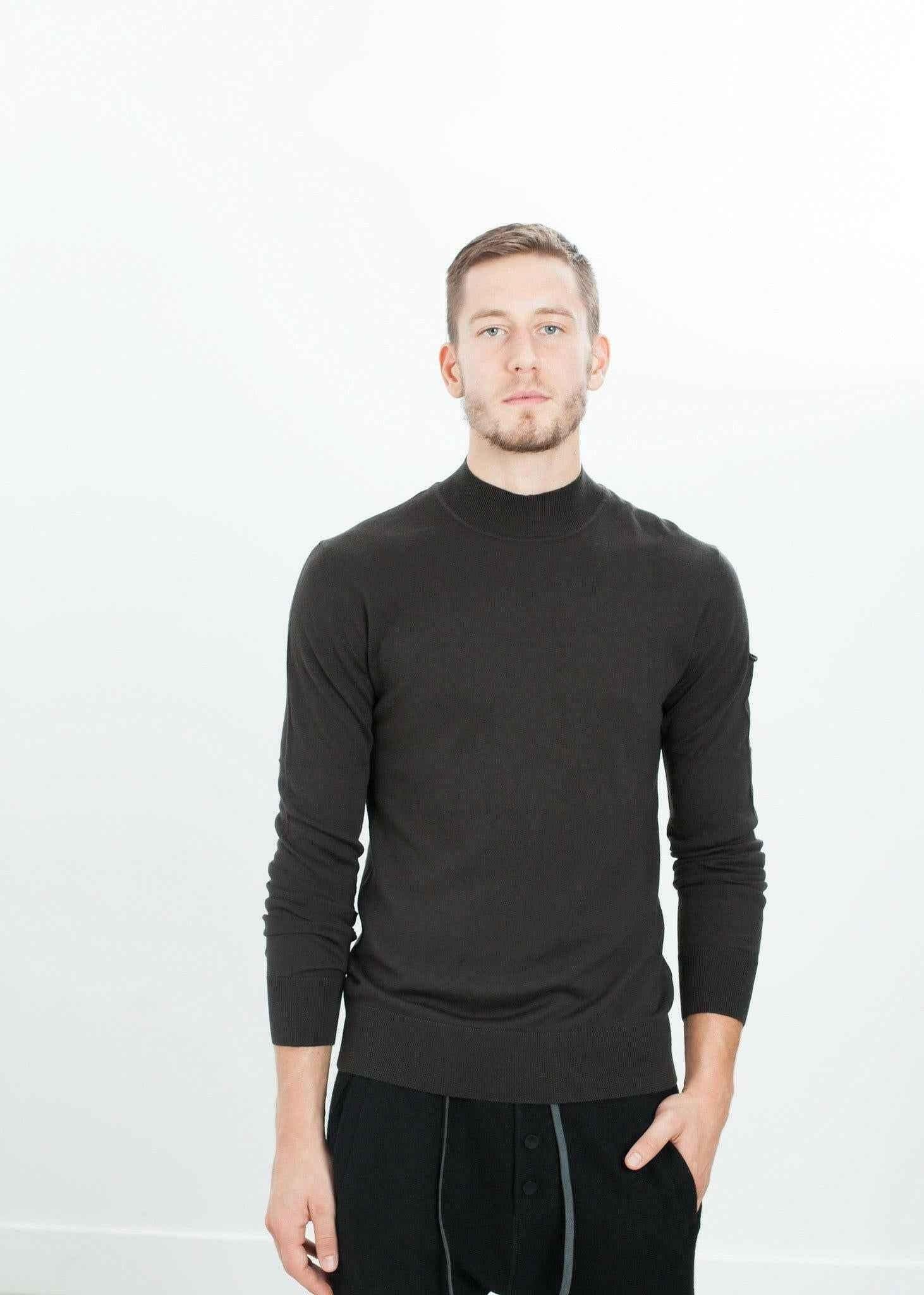 Merino Knit Turtleneck in Cavern.