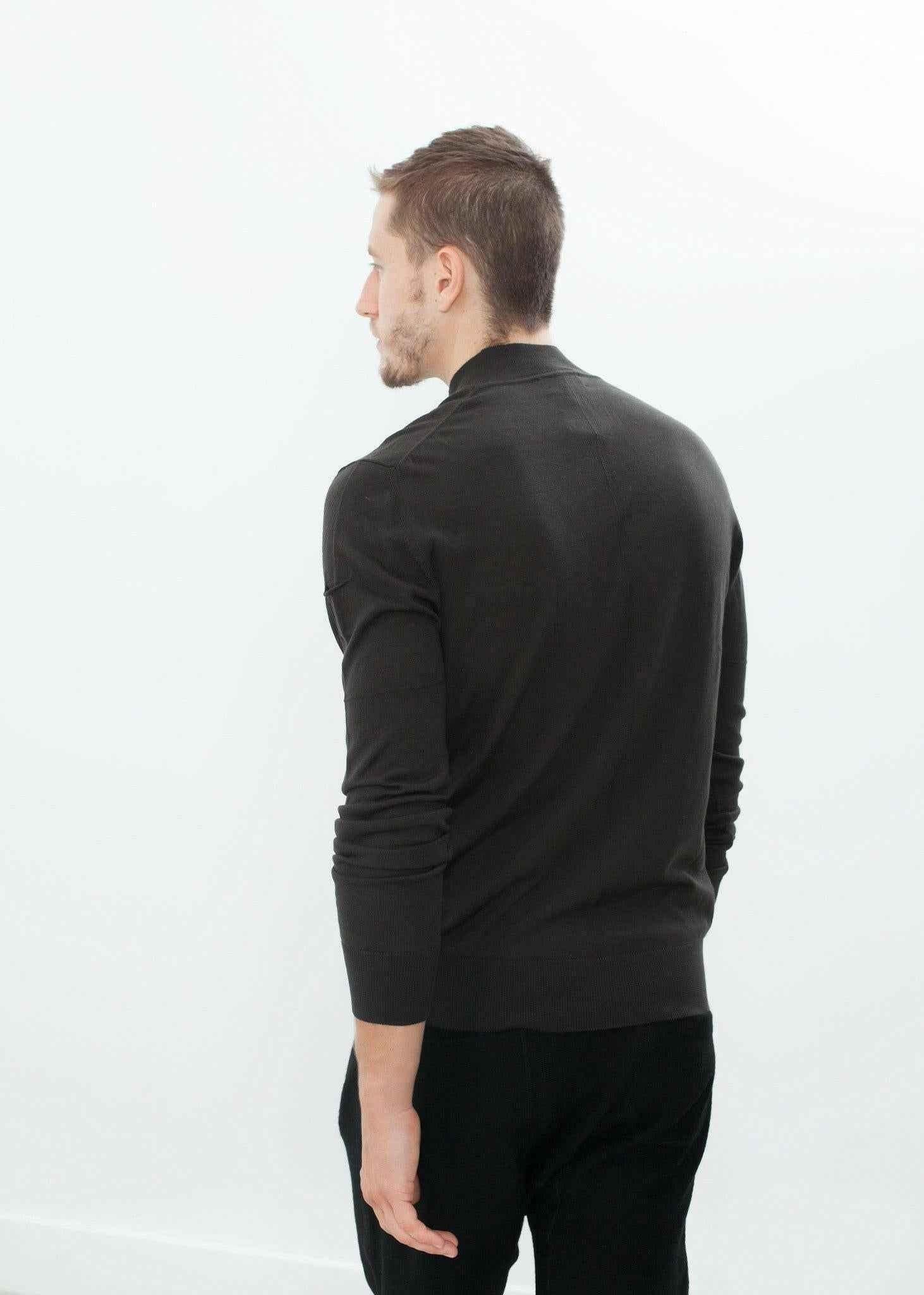 Merino Knit Turtleneck in Cavern.