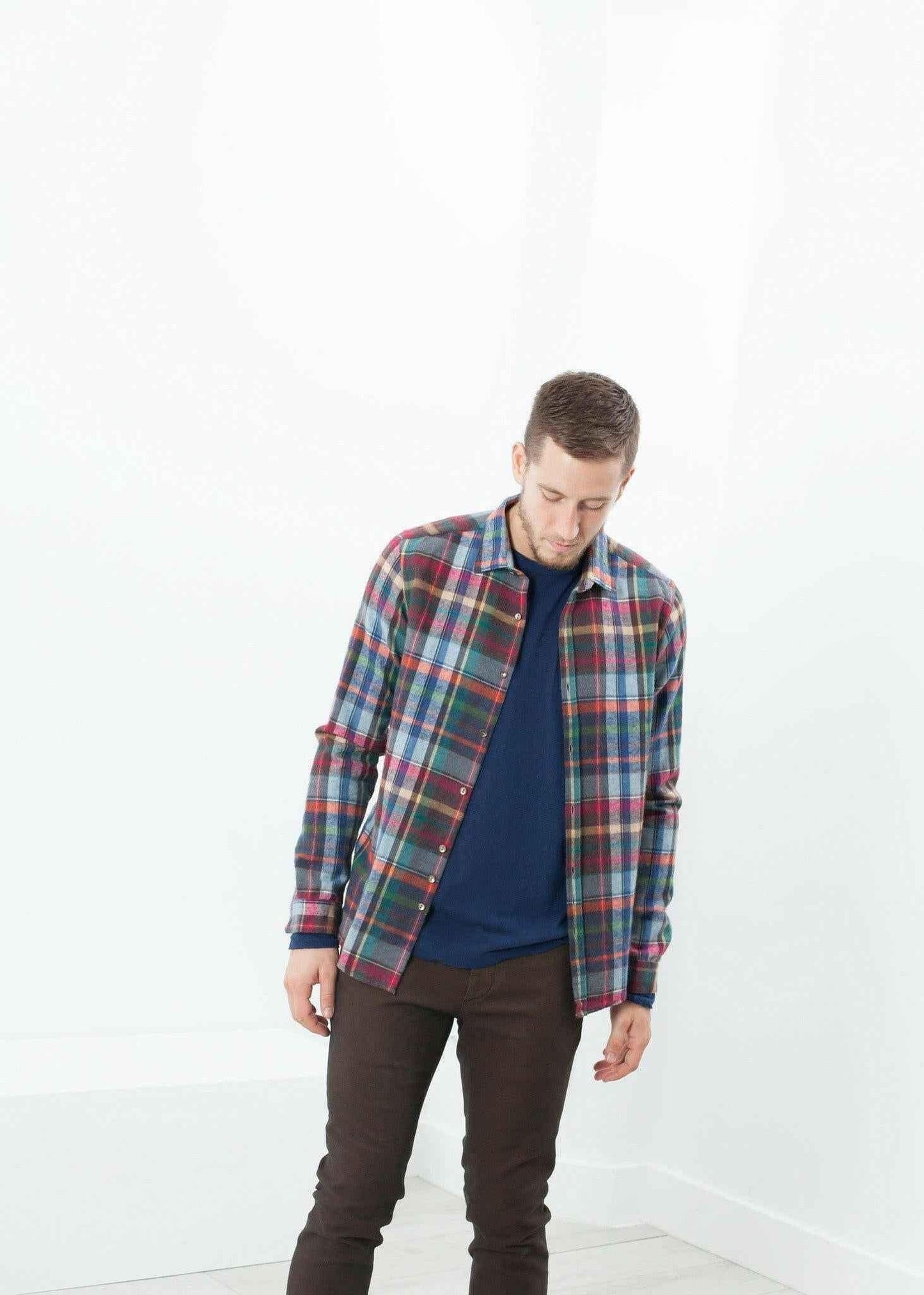 Riccardo Button-Up in Plaid Multi.