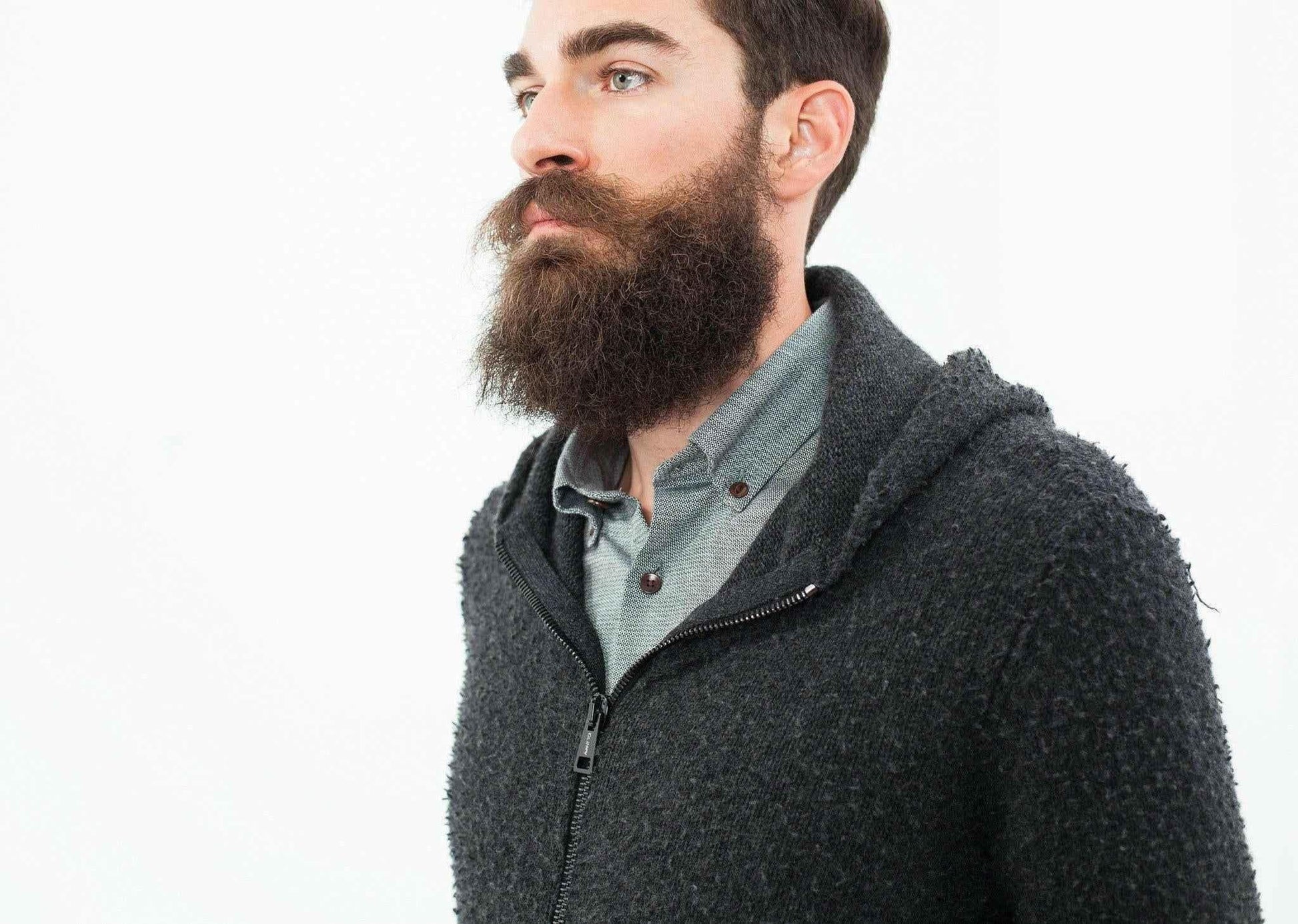 Pill Zip Sweater in Anthracite.