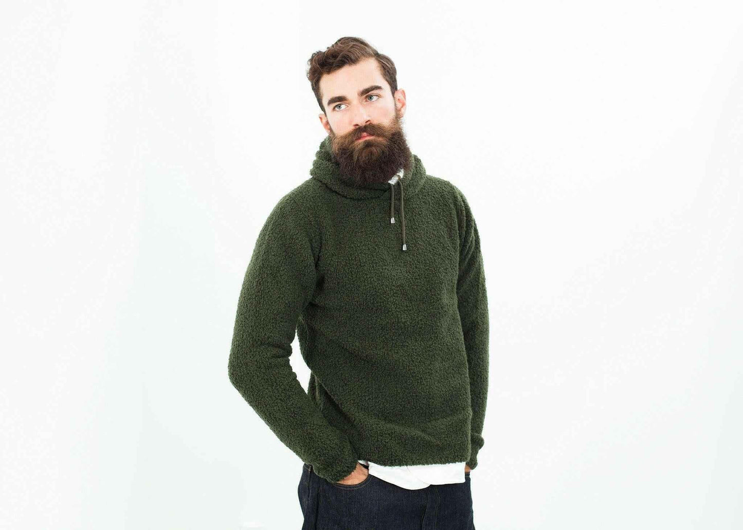 Grizzly Pullover in Greenfinch.