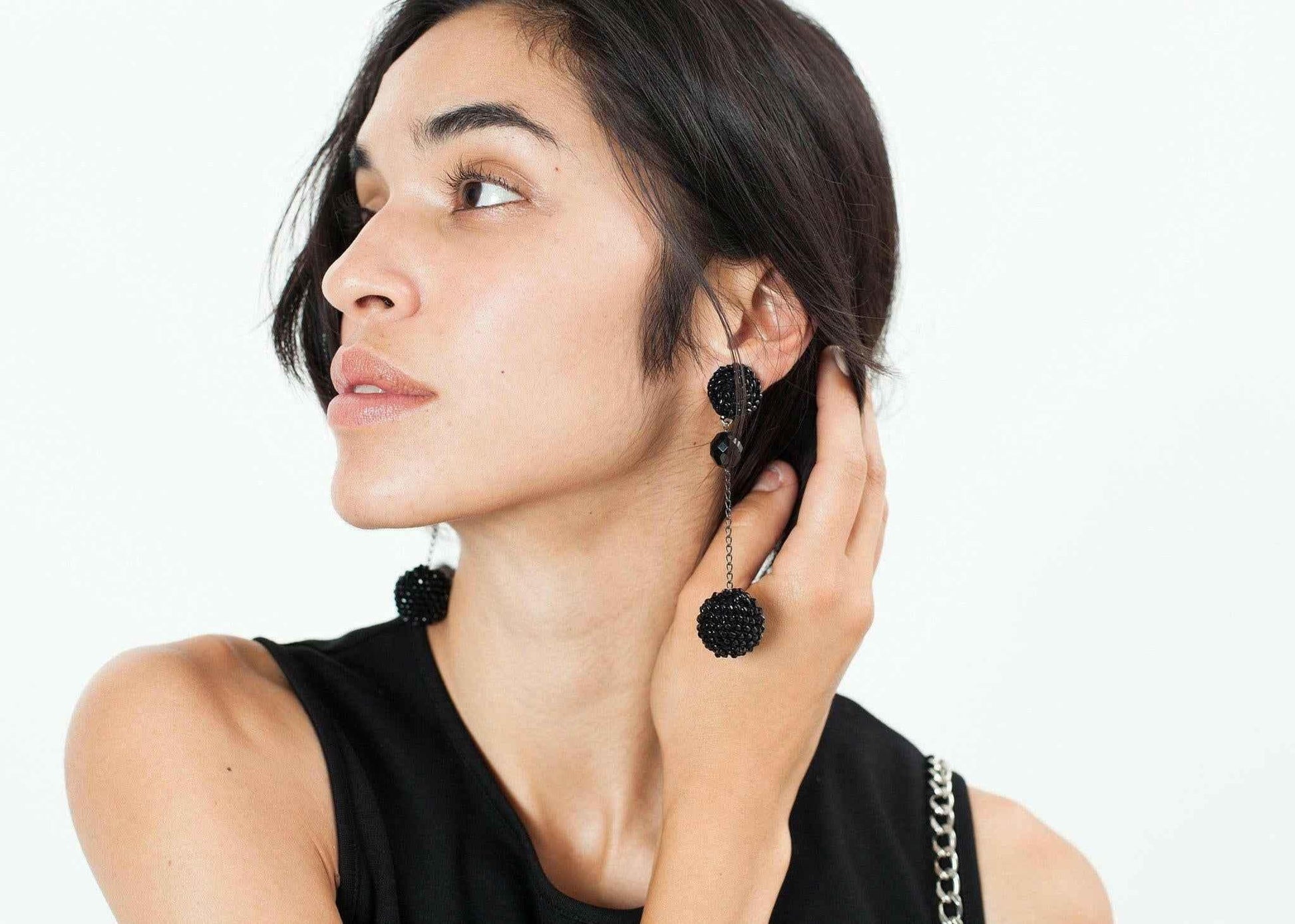 Drop Cluster Earring in Black.