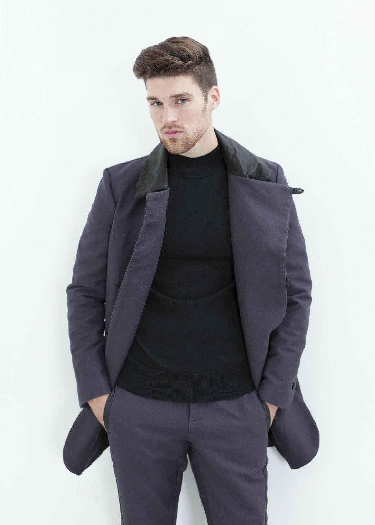 Merino Knit Turtleneck in Black.