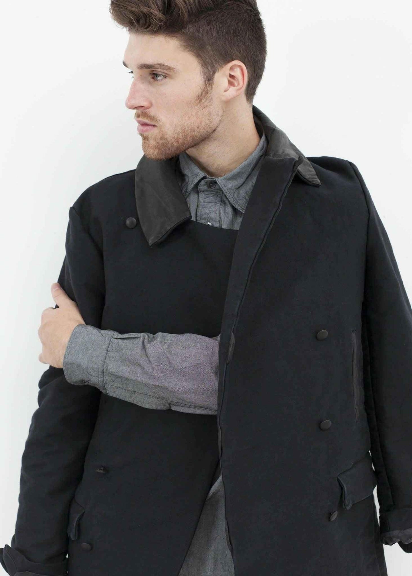 Taban Coat in Black.