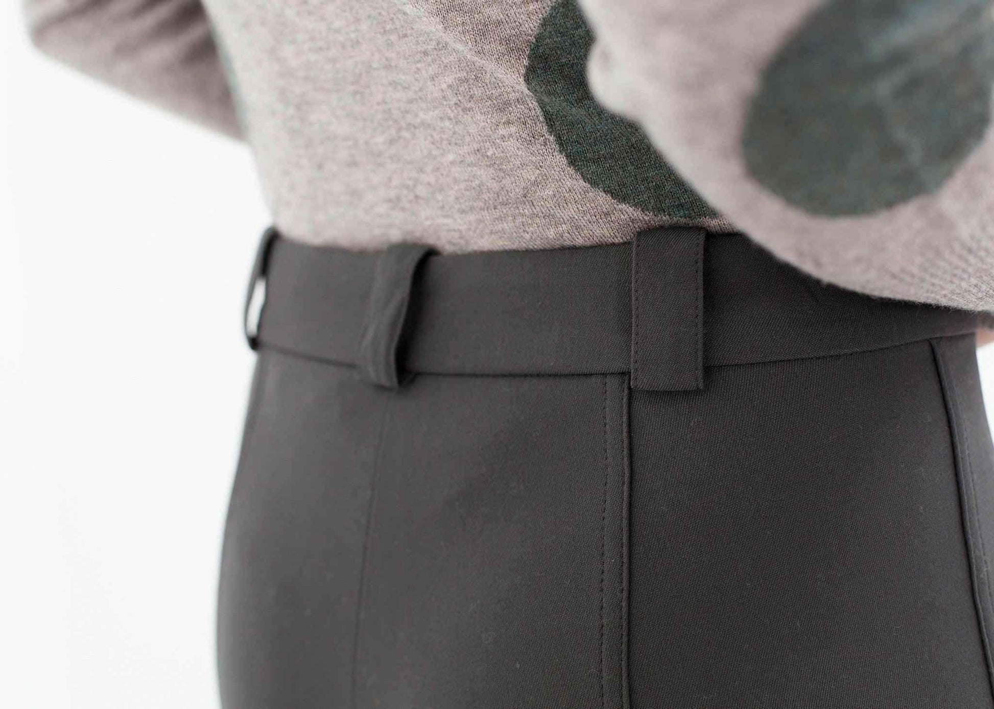 Mirco Pant in Stone.