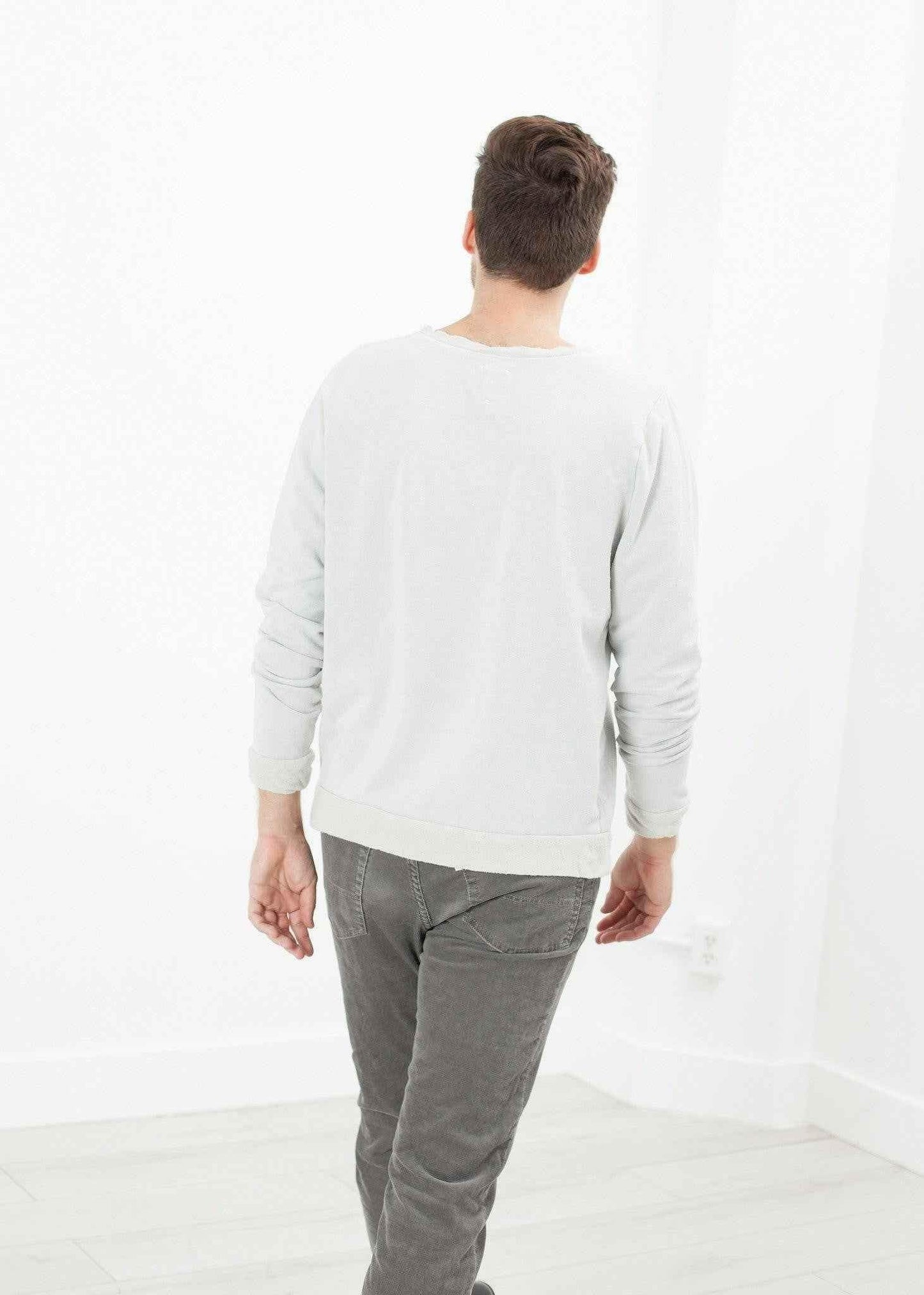 Vintage Sweatshirt in Light Grey.