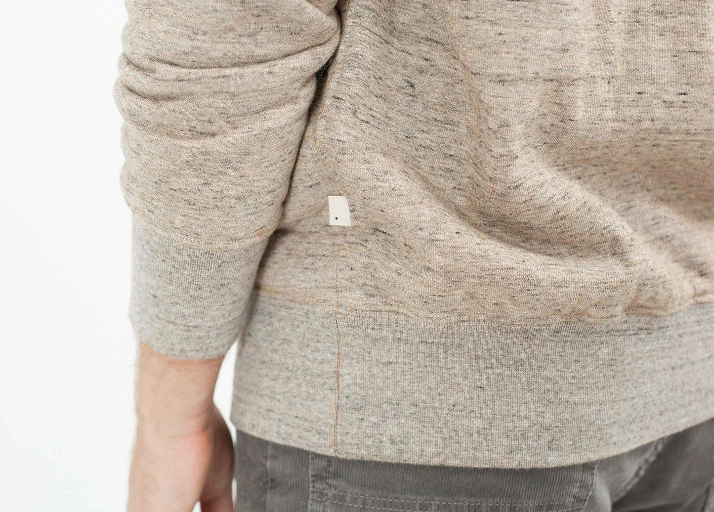 Jeth Sweatshirt in Grey/Rust.