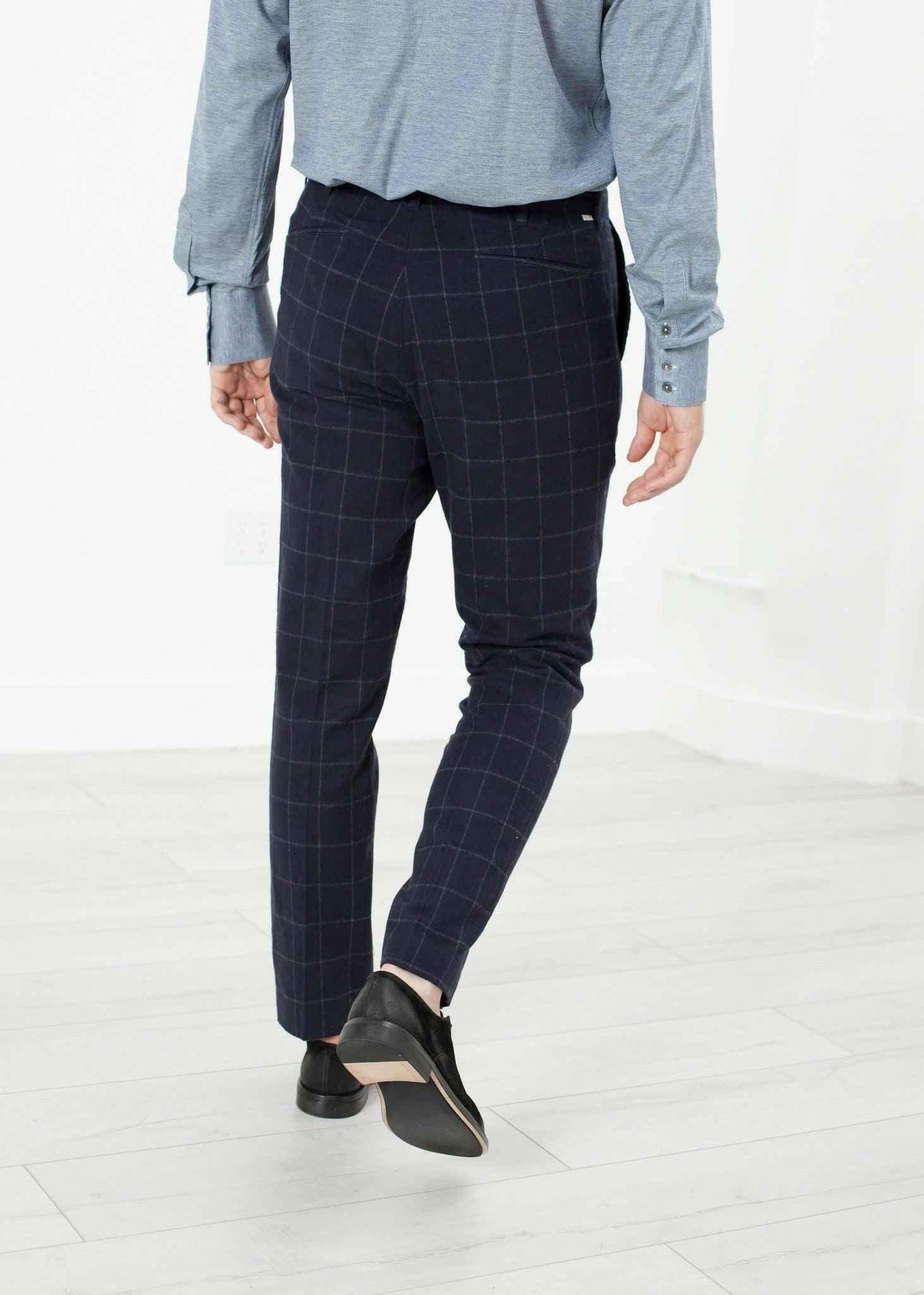 Egon Pant in Check.