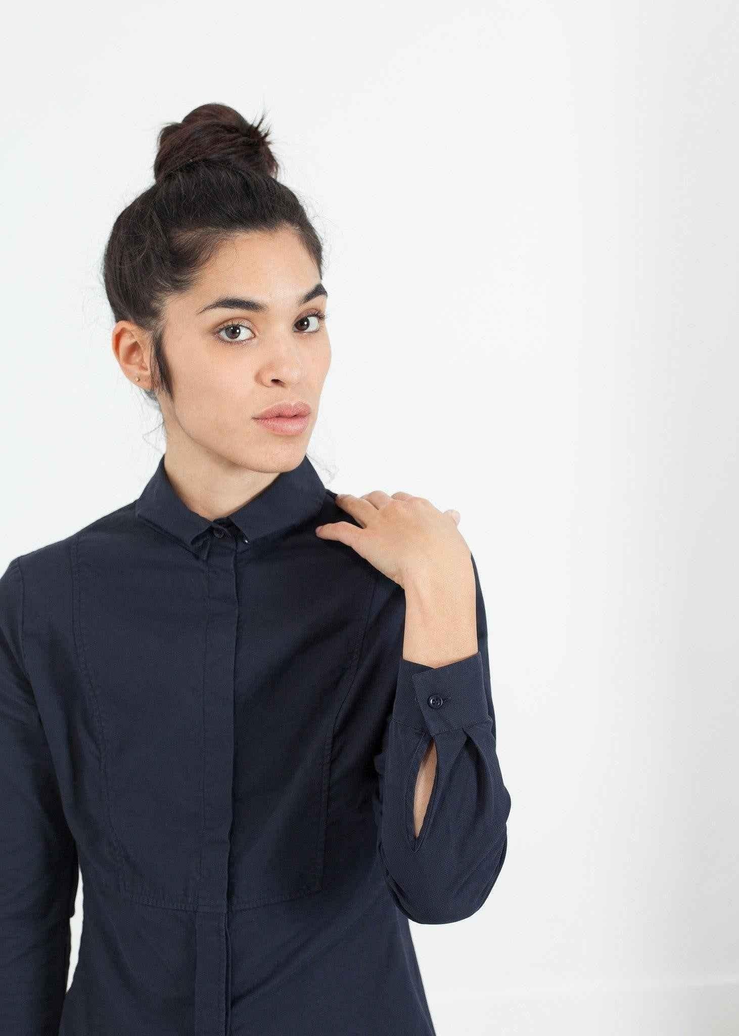Wrinkled Tux Shirt in Navy.