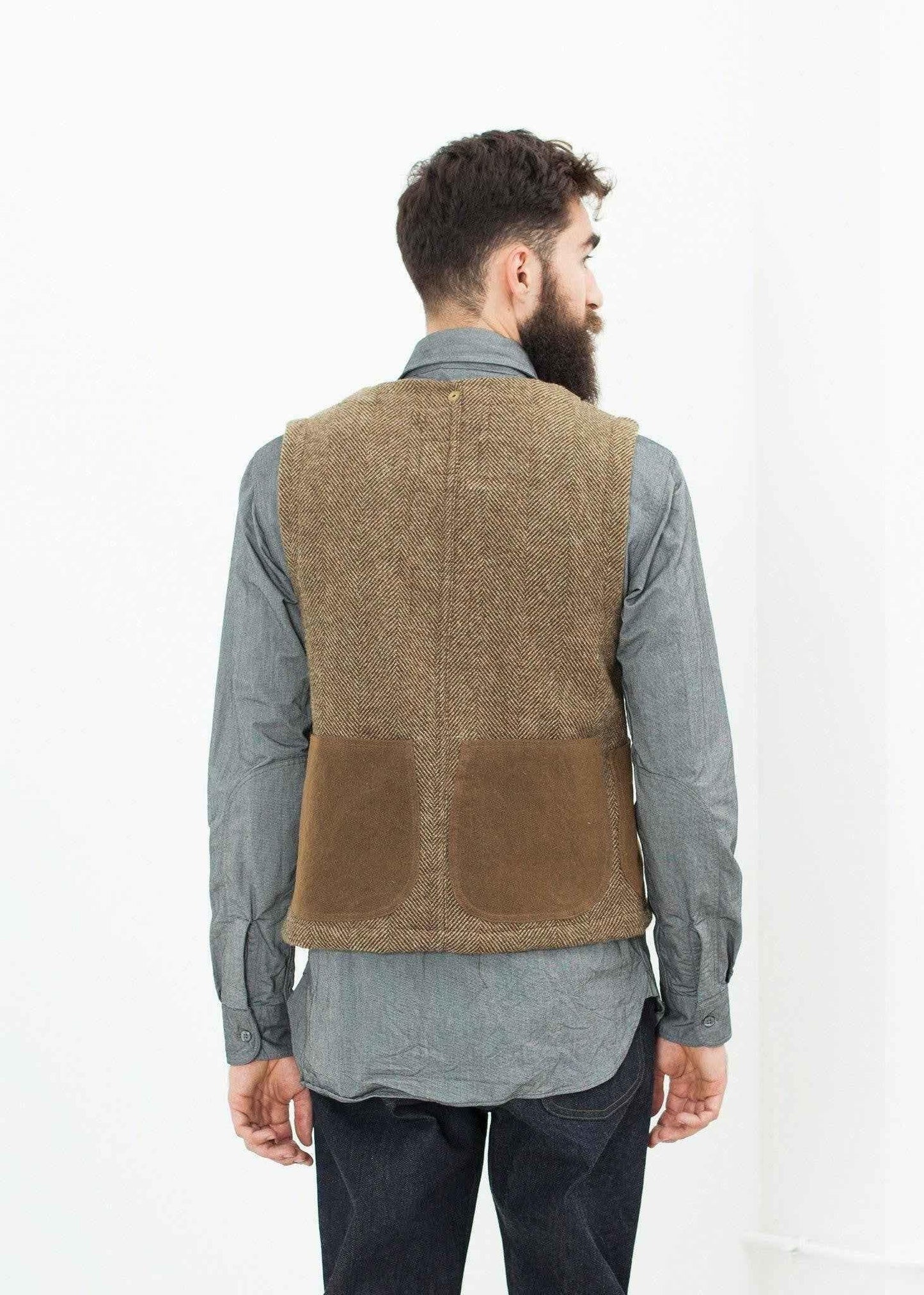 Work Vest in Tan.