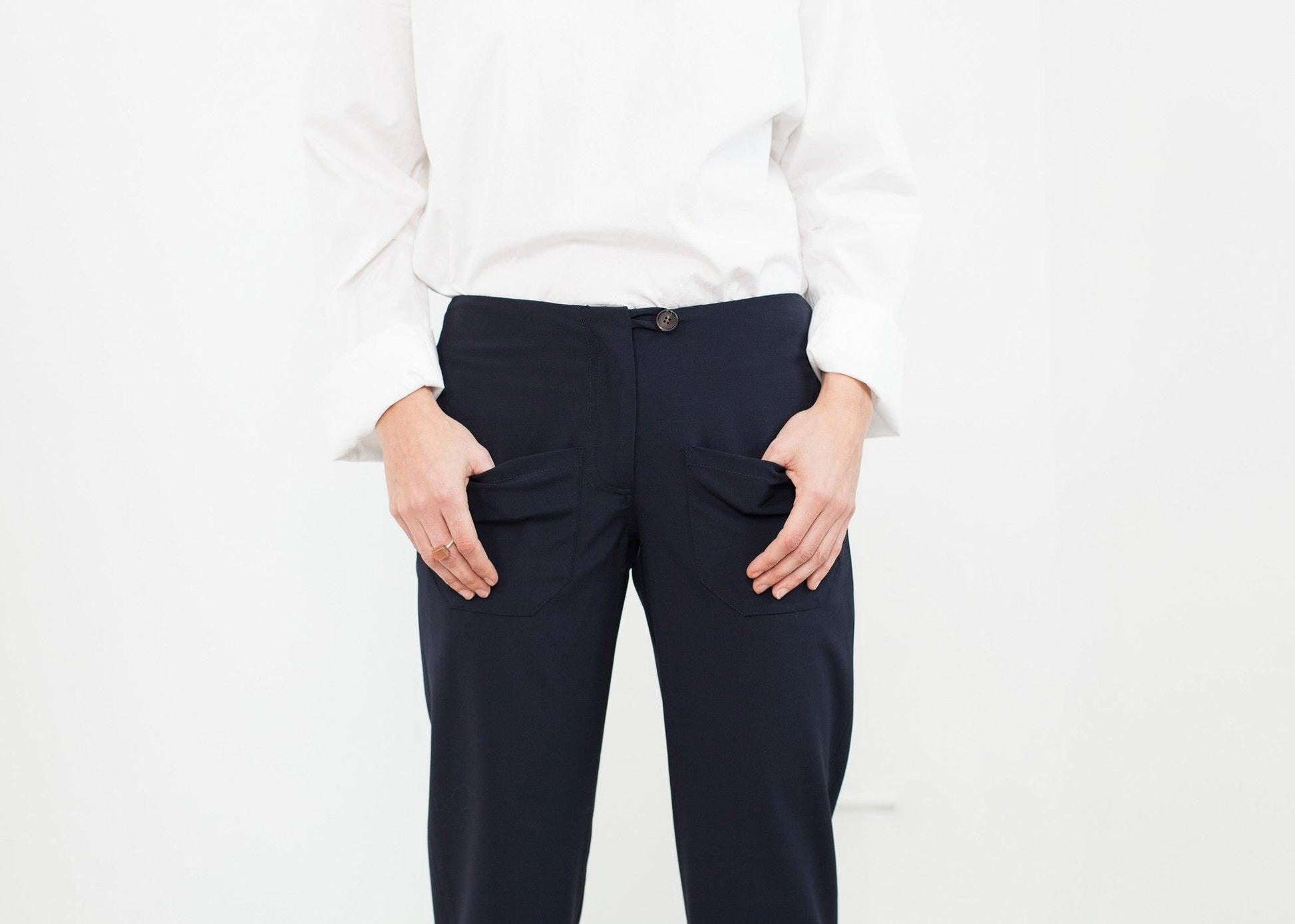 Patch Pocket Pant in Navy.