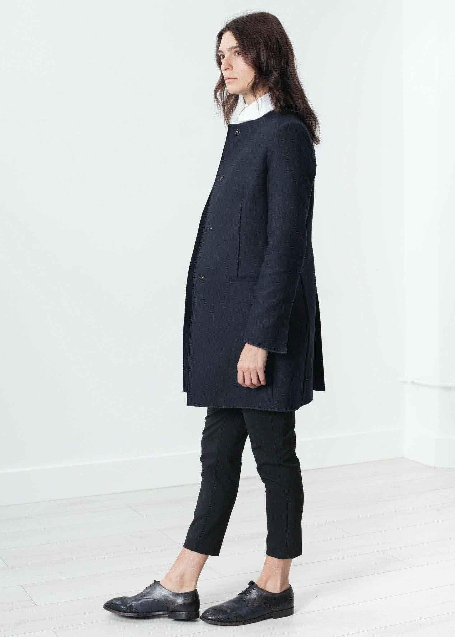 Tessuto Jacket in Navy.