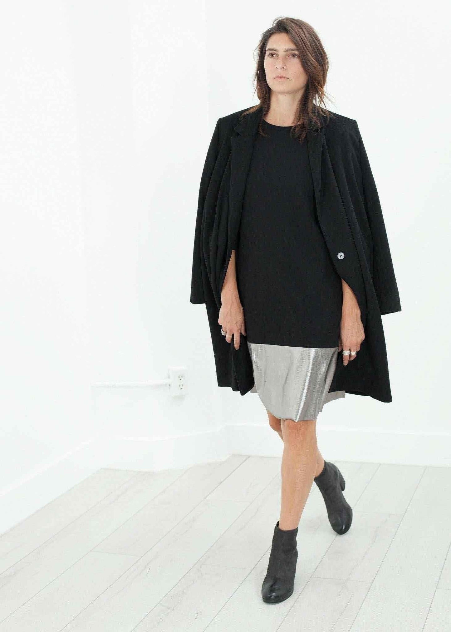 Border Dress in Black/Silver.