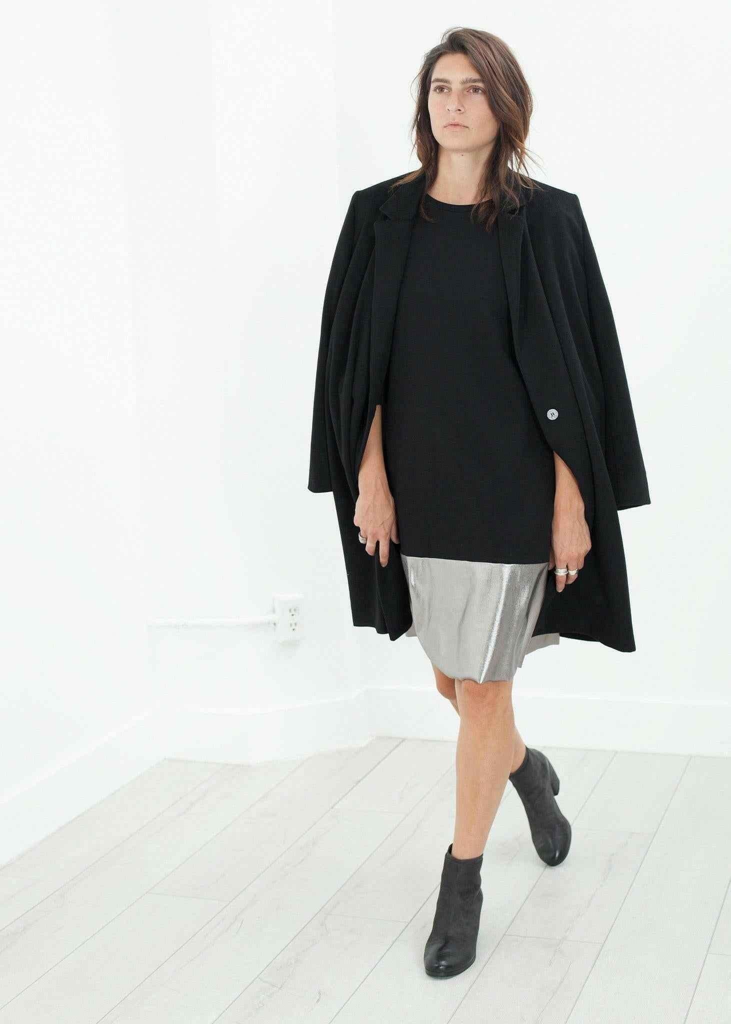 Border Dress in Black/Silver.
