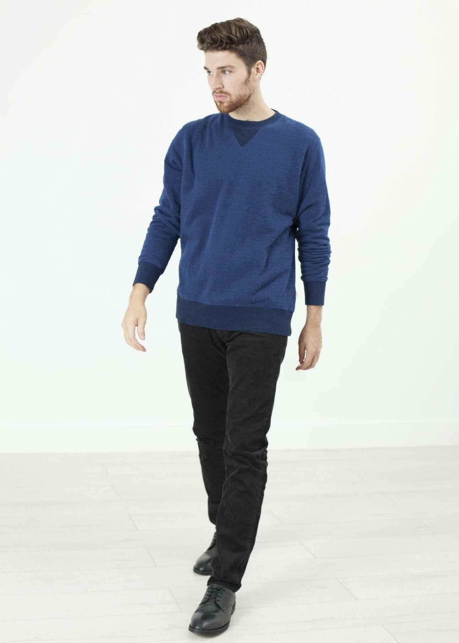Jeth Sweatshirt in Blue/Royal.