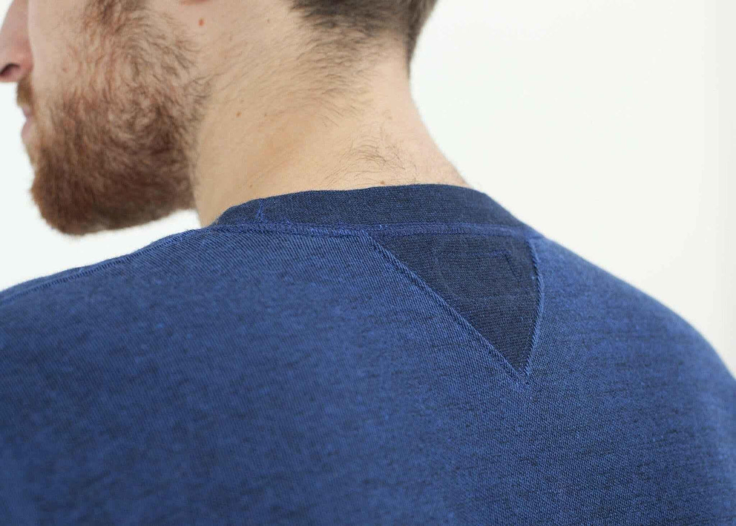 Jeth Sweatshirt in Blue/Royal.