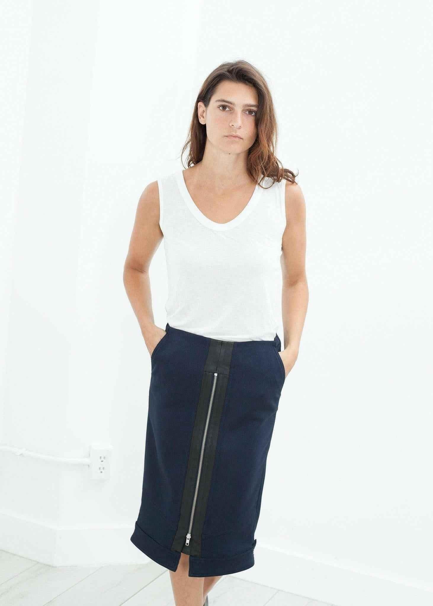 Contrast Zipper Skirt in Navy.