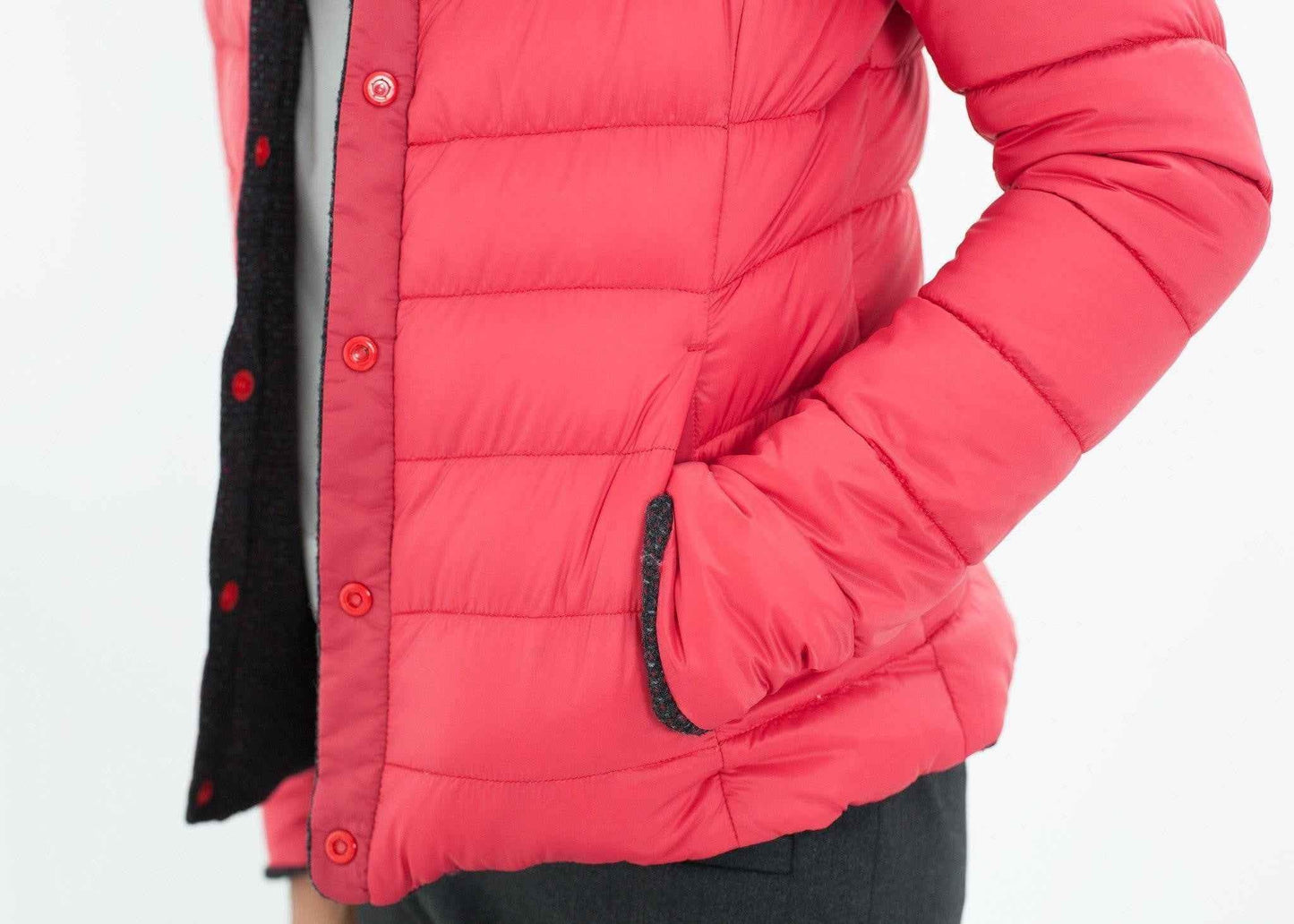 Camelia Reversible Jacket in Black/Red.