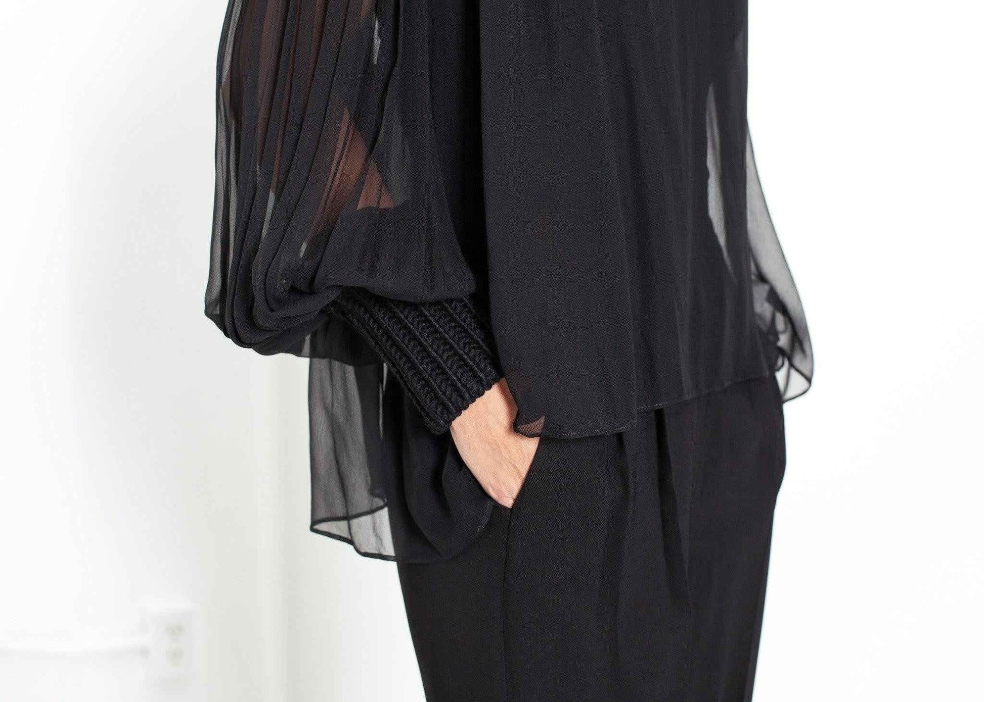 Poet Silk Sweater in Black.