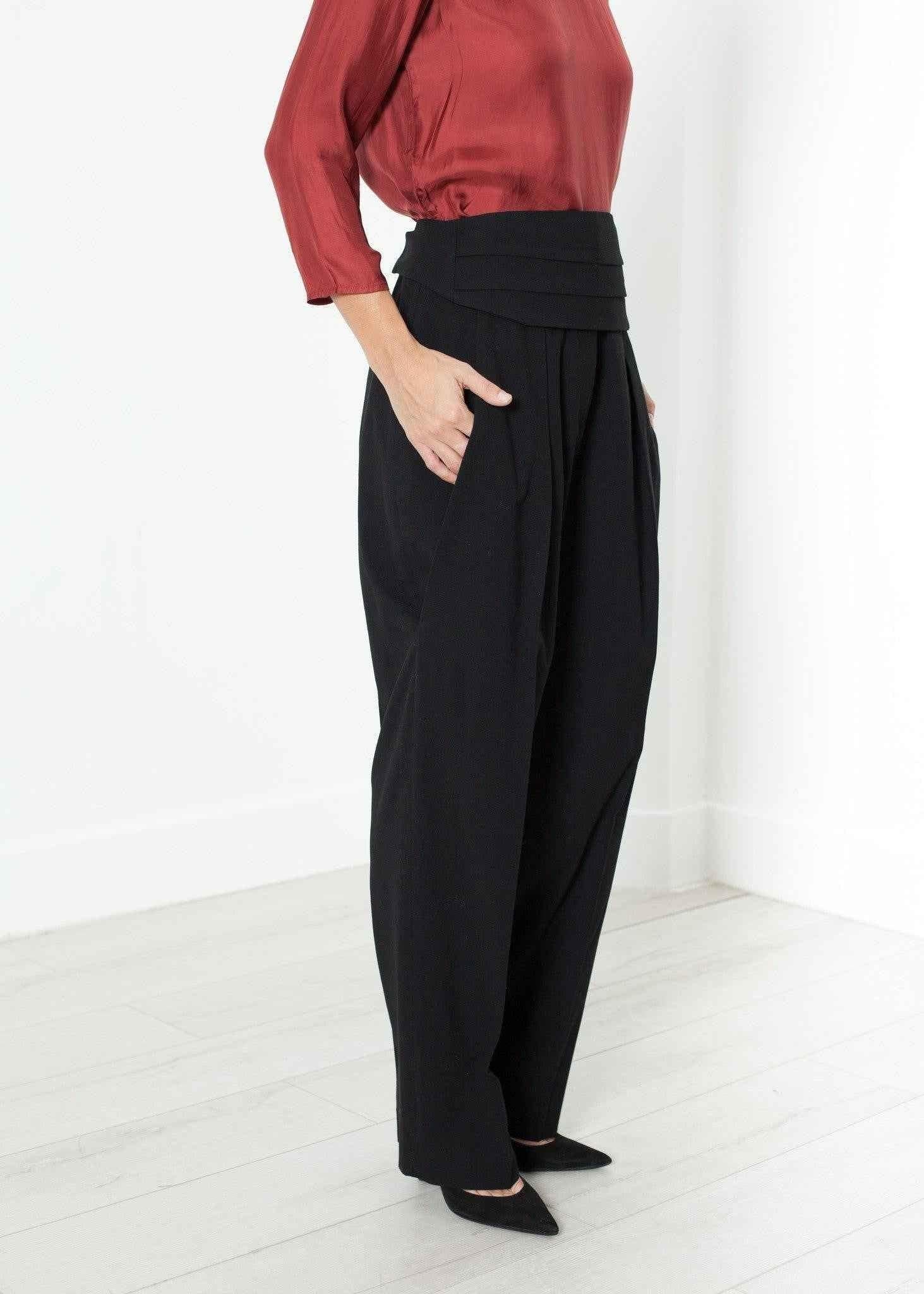 Pleated Waistband Trouser in Black.