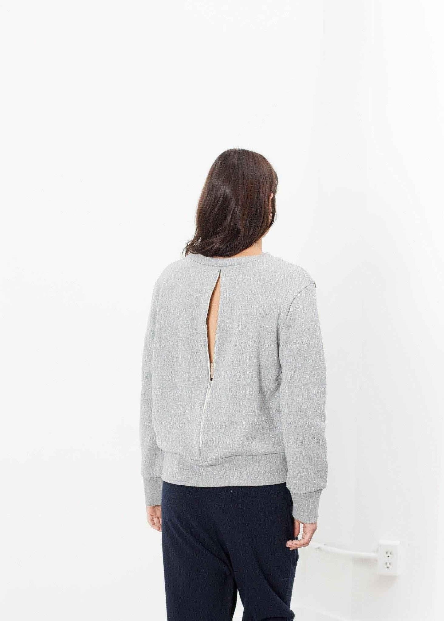 Loopwheeler Sweatshirt in Grey.