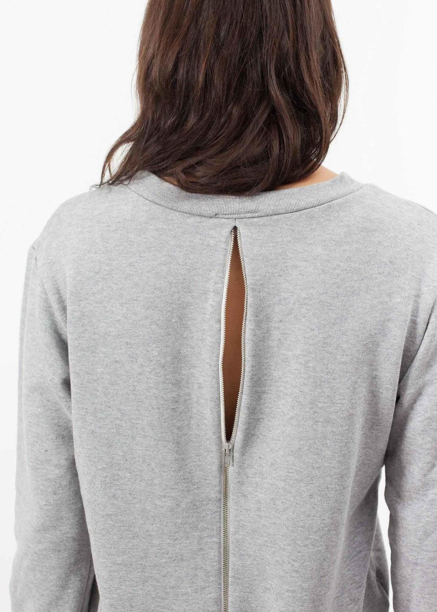 Loopwheeler Sweatshirt in Grey.