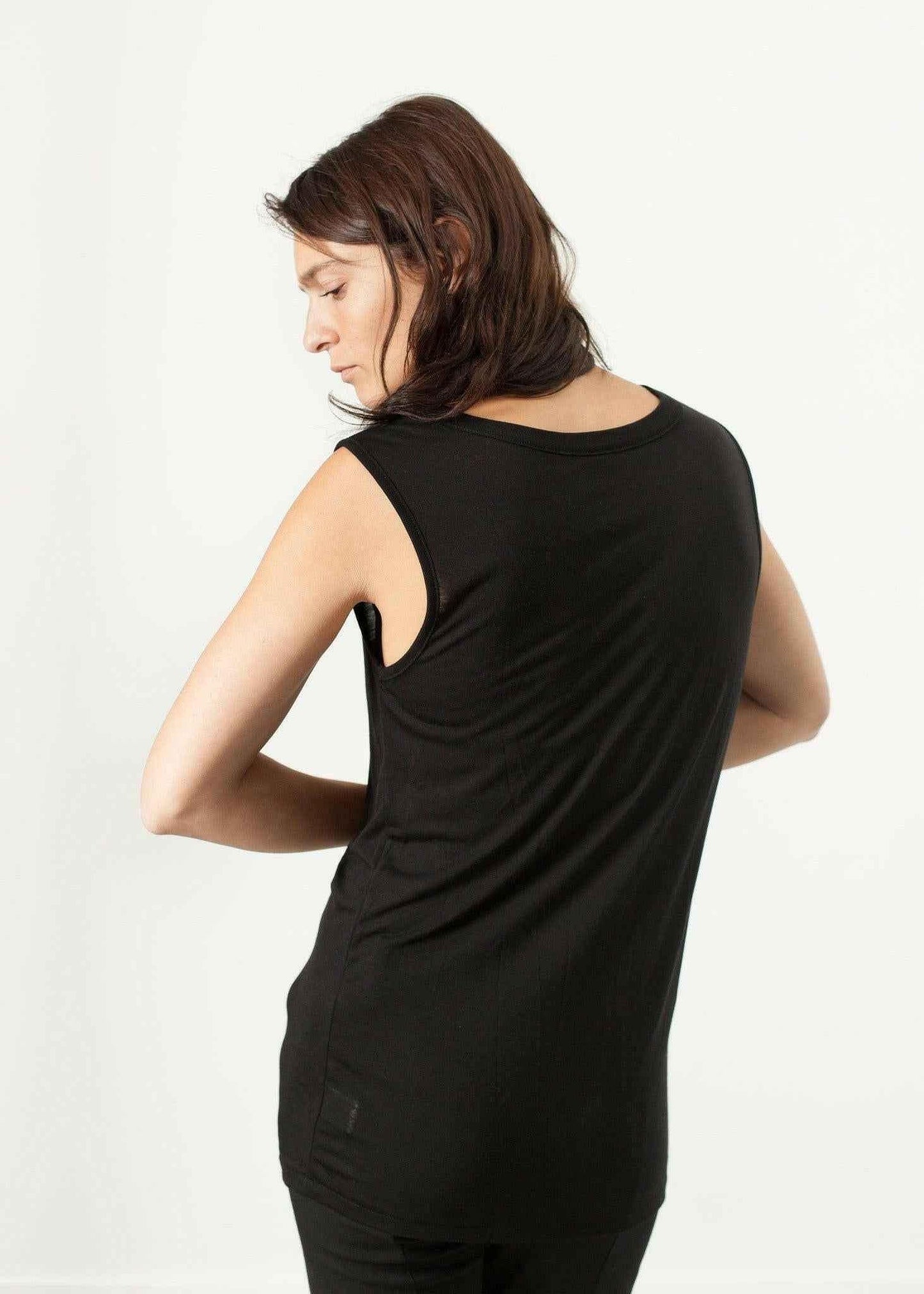 Millenium Tank in Black.