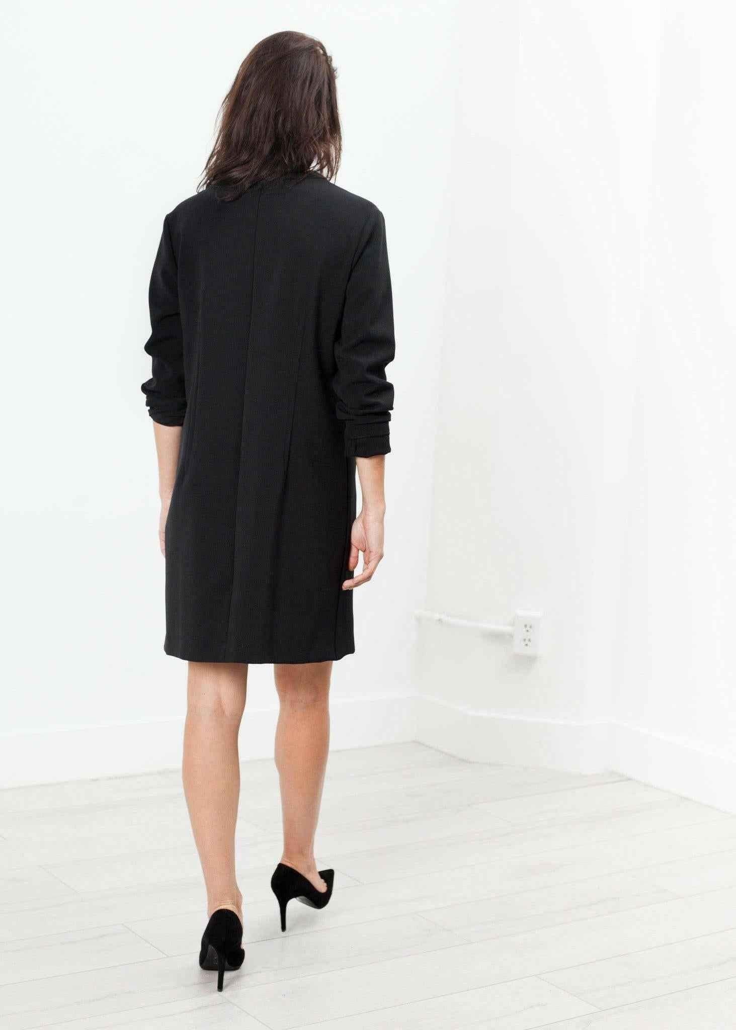 A-Line Pocket Shift in Black.