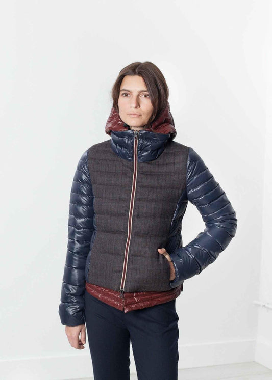 Cinosura Coat in Navy.
