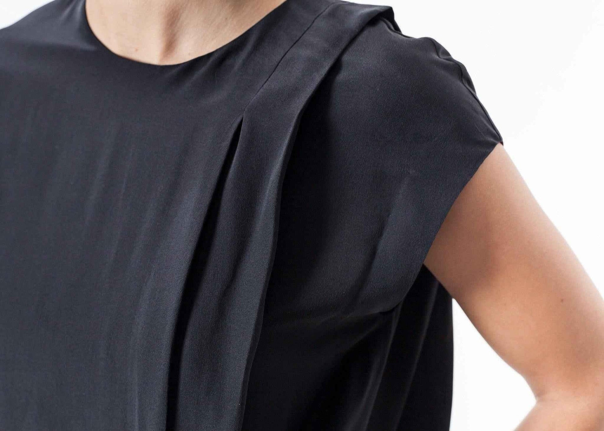 Elvira Dress in Black.