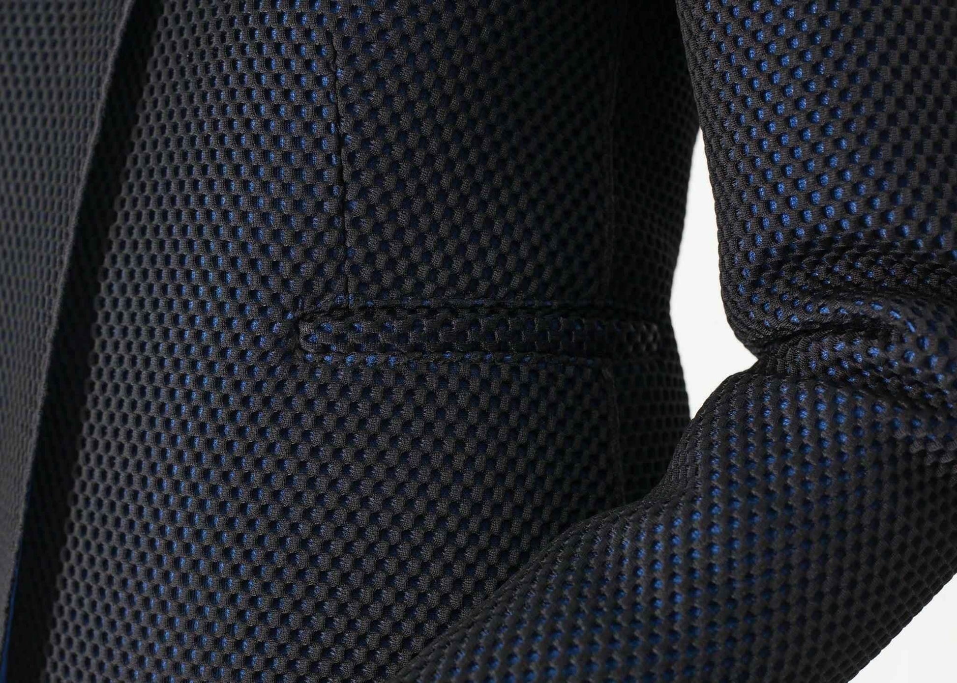 Weave Jacket in Black/Blue.